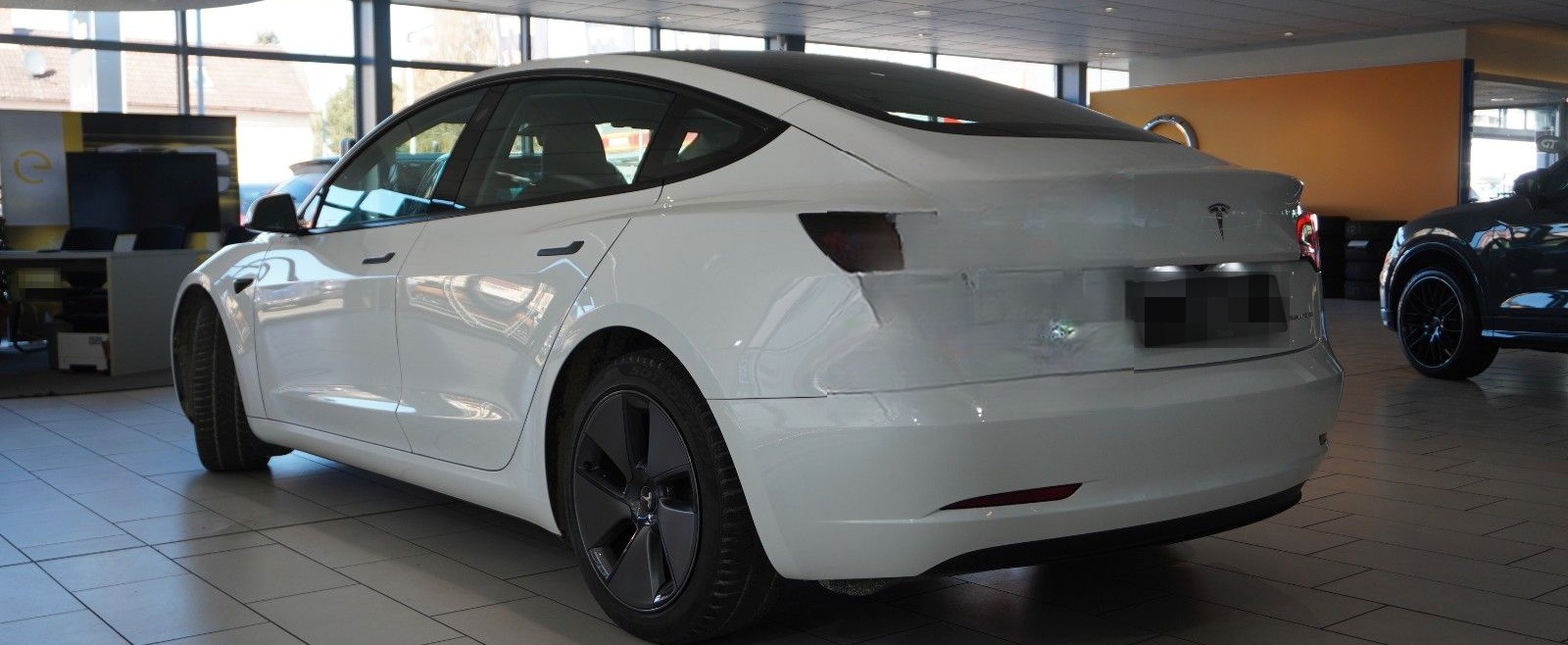 Tesla Model 3 LONGRANGE DUAL-MOTOR NAVI/KAMERA/AMD/AHK foto 12
