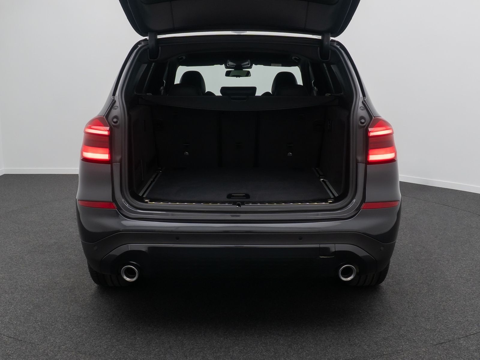 BMW X3 xD20d xLine ACC AHK Kamera DisplKey HUD Leder foto 13