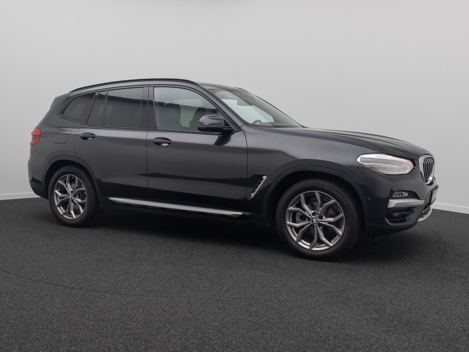 BMW X3 xD20d xLine ACC AHK Kamera DisplKey HUD Leder foto 4