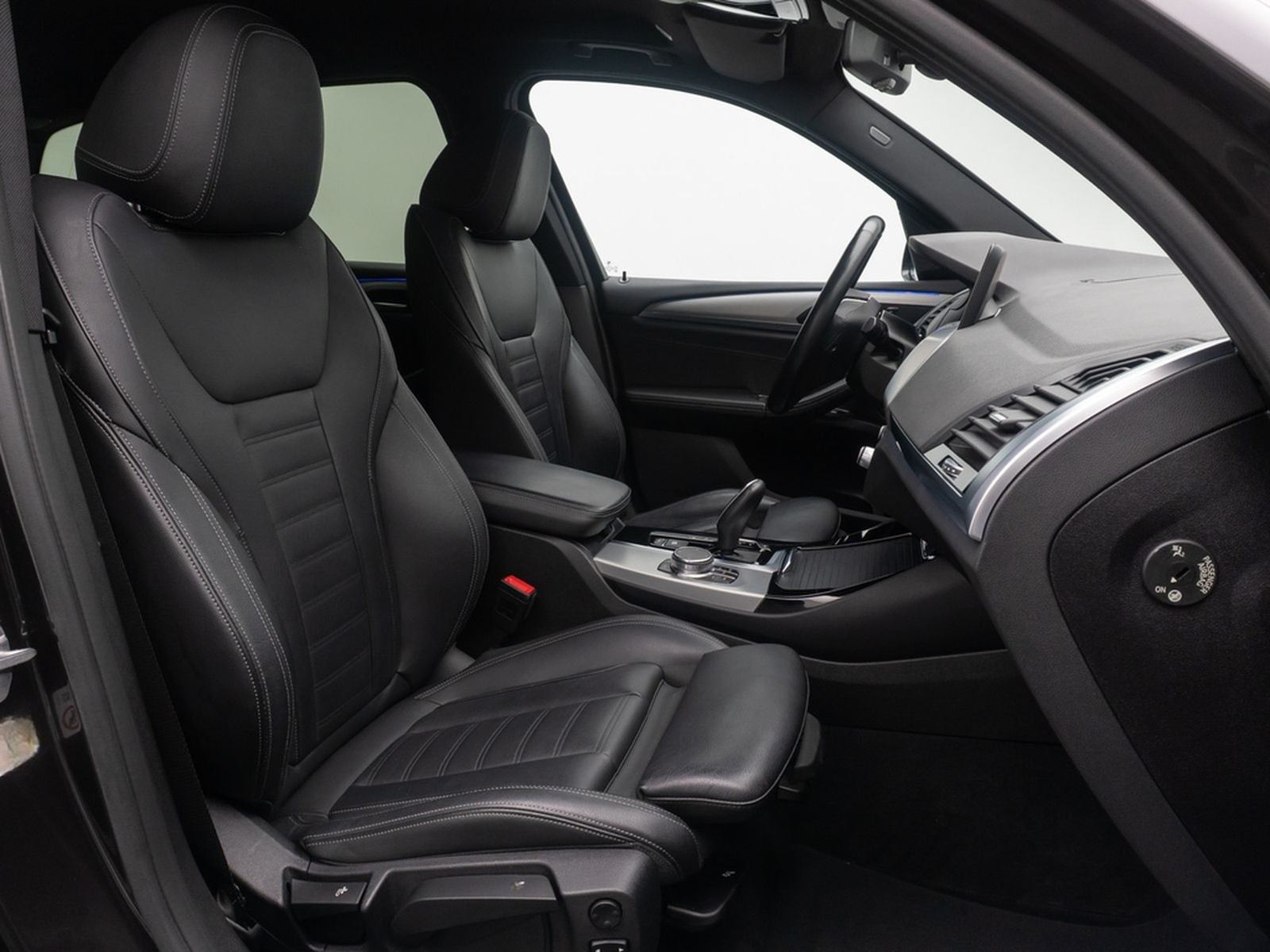 BMW X3 xD20d xLine ACC AHK Kamera DisplKey HUD Leder foto 35