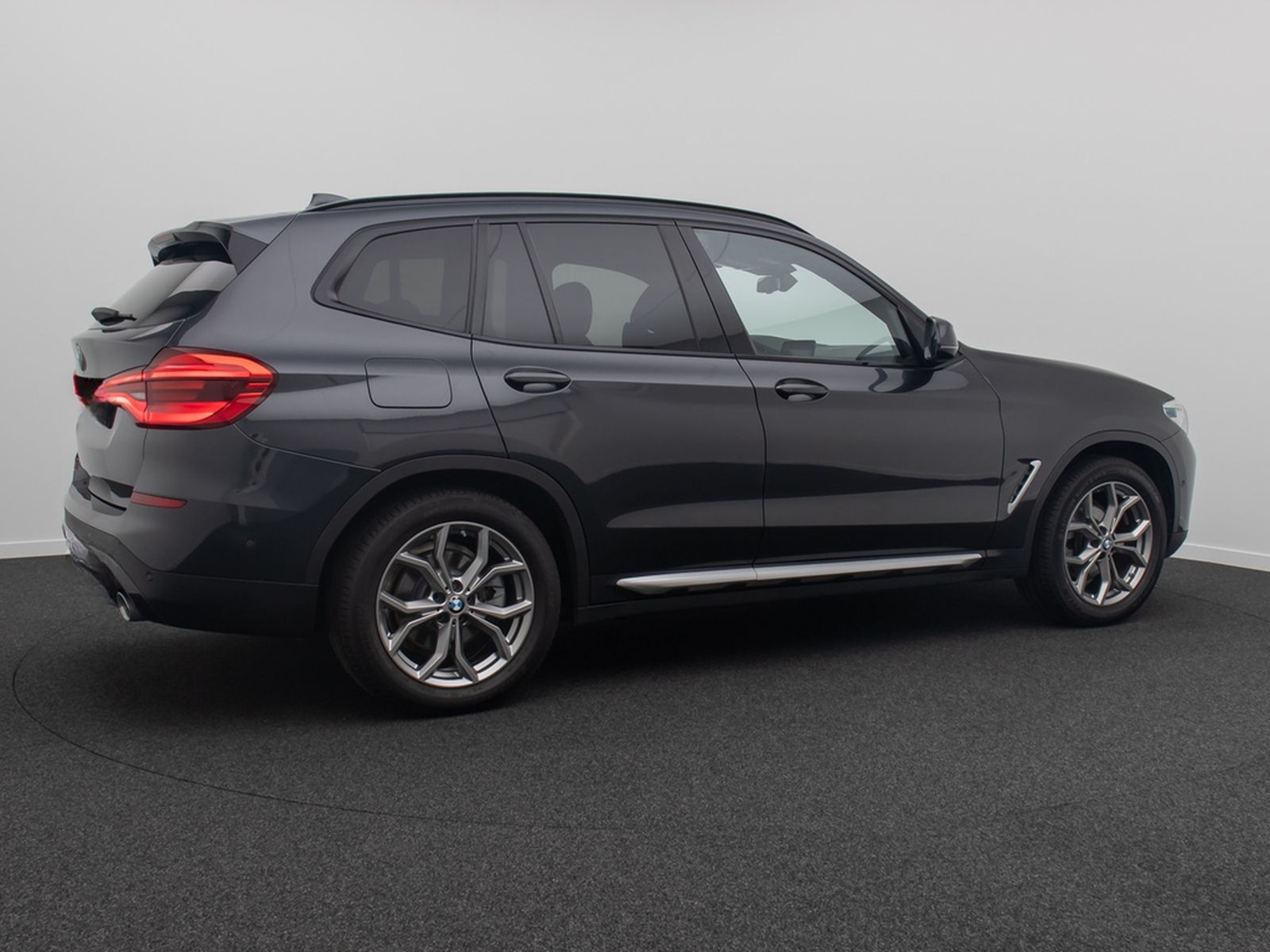 BMW X3 xD20d xLine ACC AHK Kamera DisplKey HUD Leder foto 6
