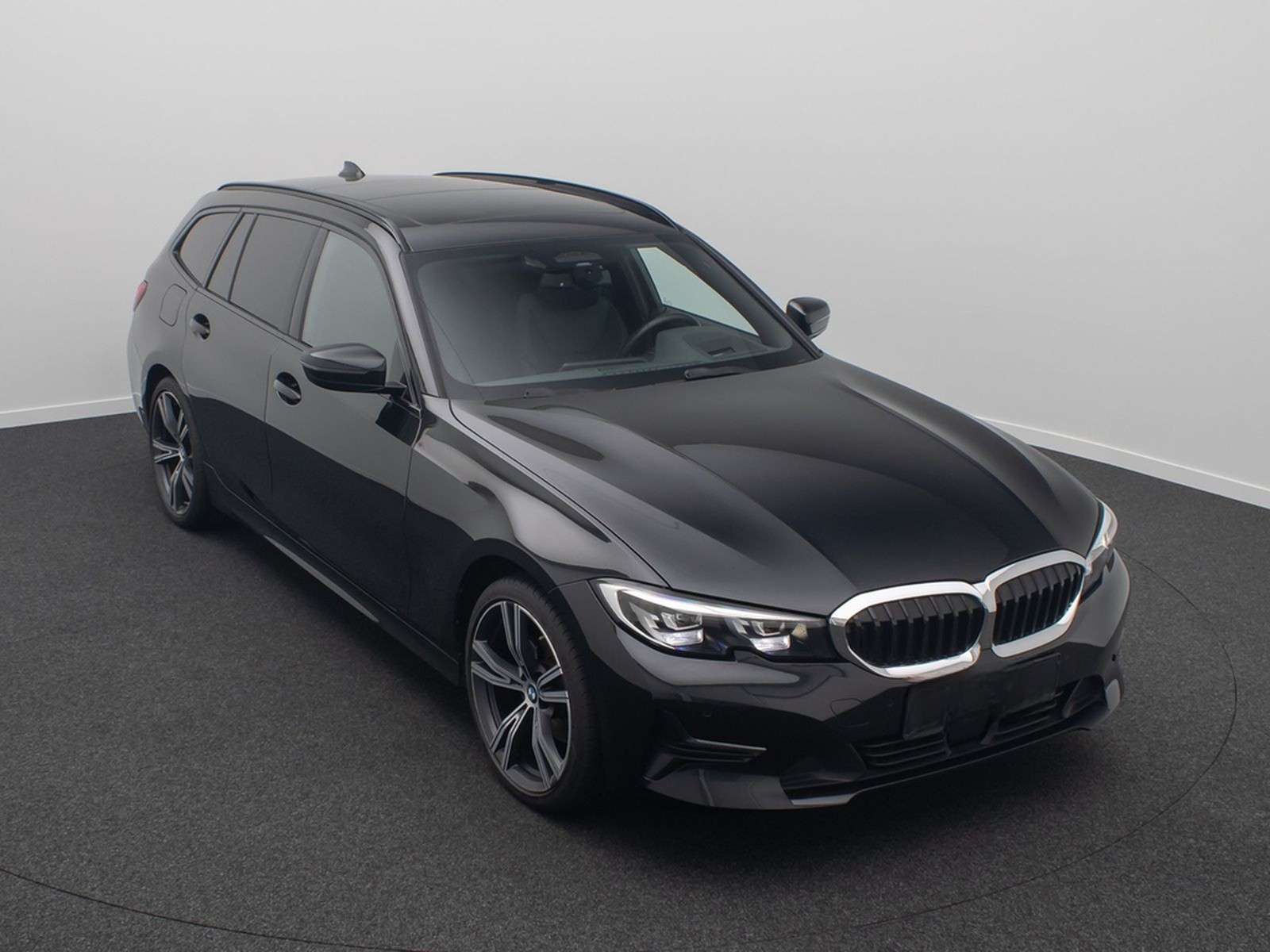BMW 320d ACC Alarm HUD DAB H/K Panoram Sportsitz 19" foto 3