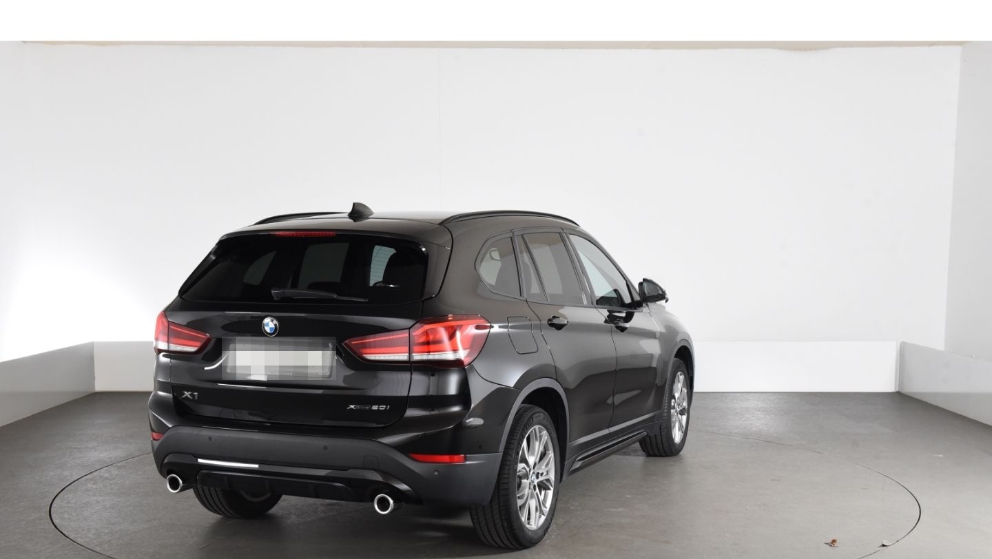 BMW X1 xDrive 20 i Sport Line Navigation Sonnenschut foto 4
