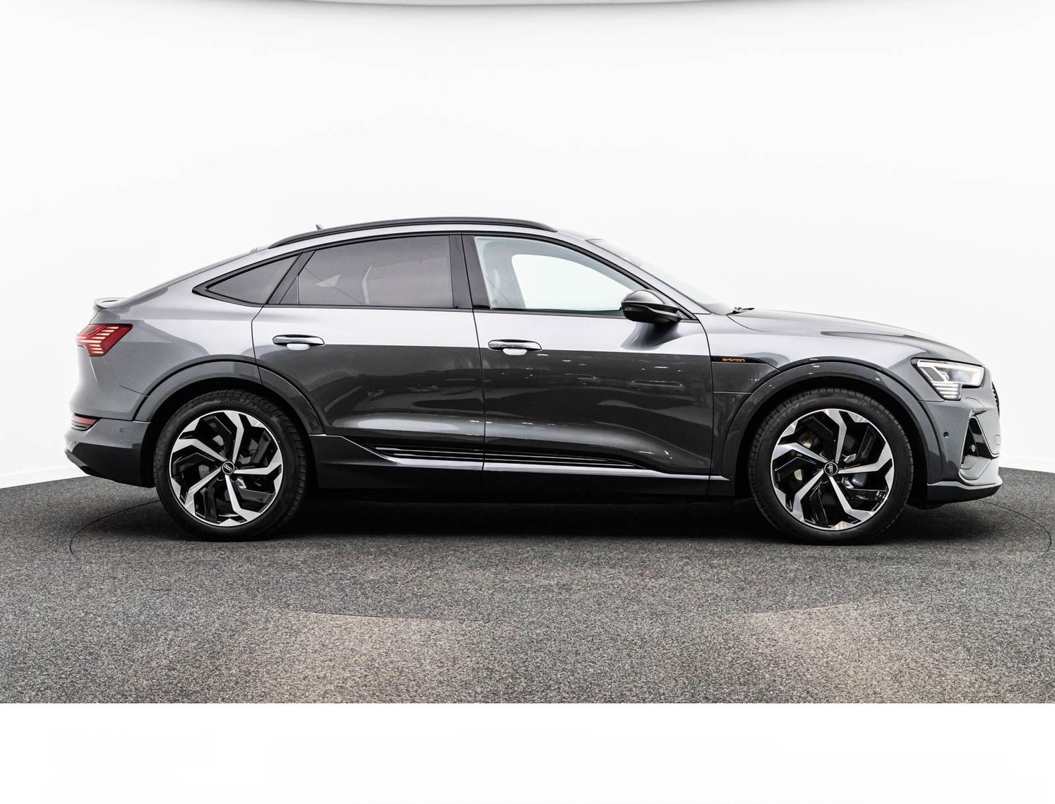 Audi E-TRON SPORTBACK 55 2x S LINE/BLACK/PANO/KAMERA foto 8