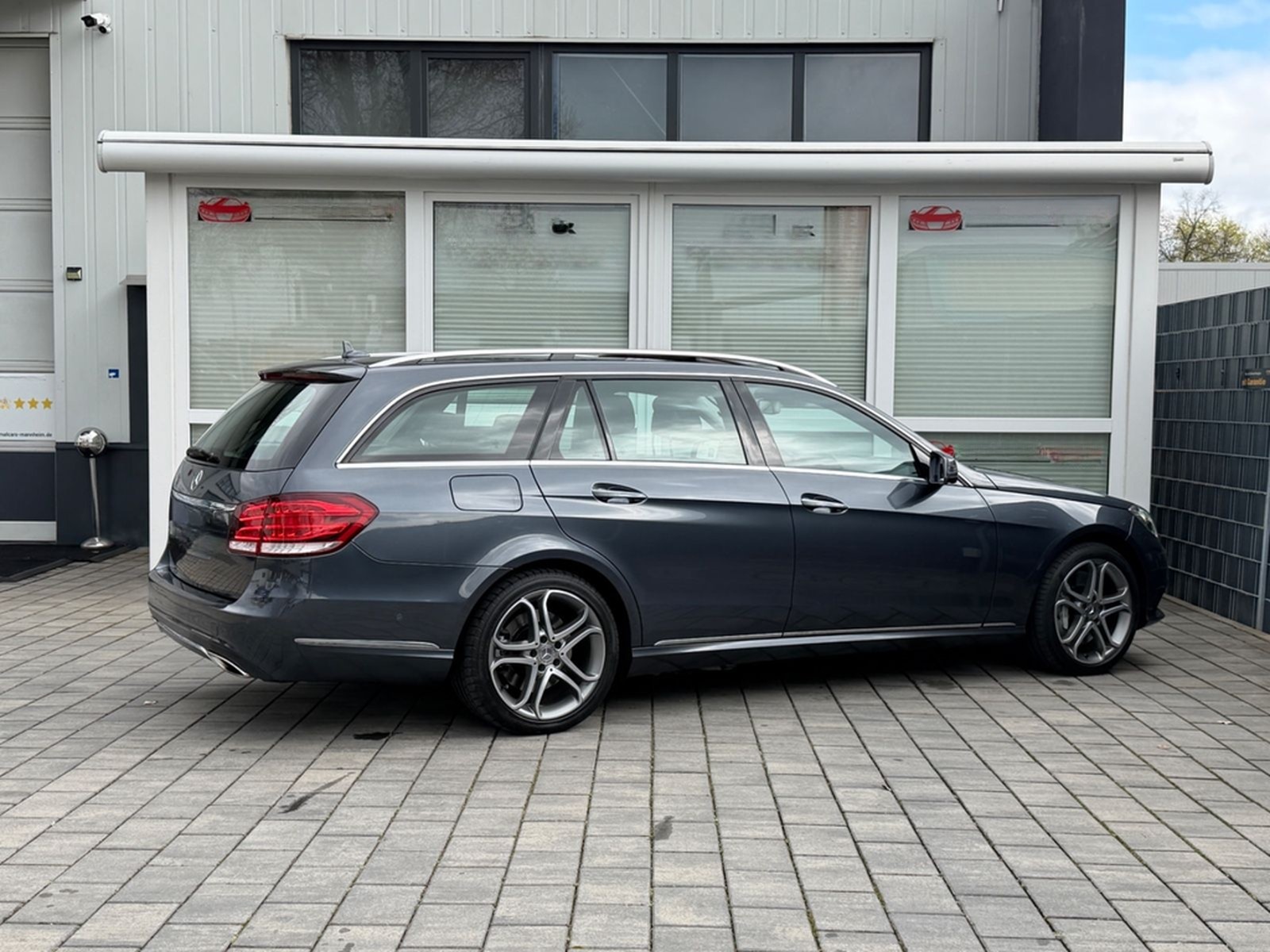 Mercedes-Benz E500 Kombi V8/ACC/STANDHZNG/360°/SITZBELÜFT/AHK foto 7
