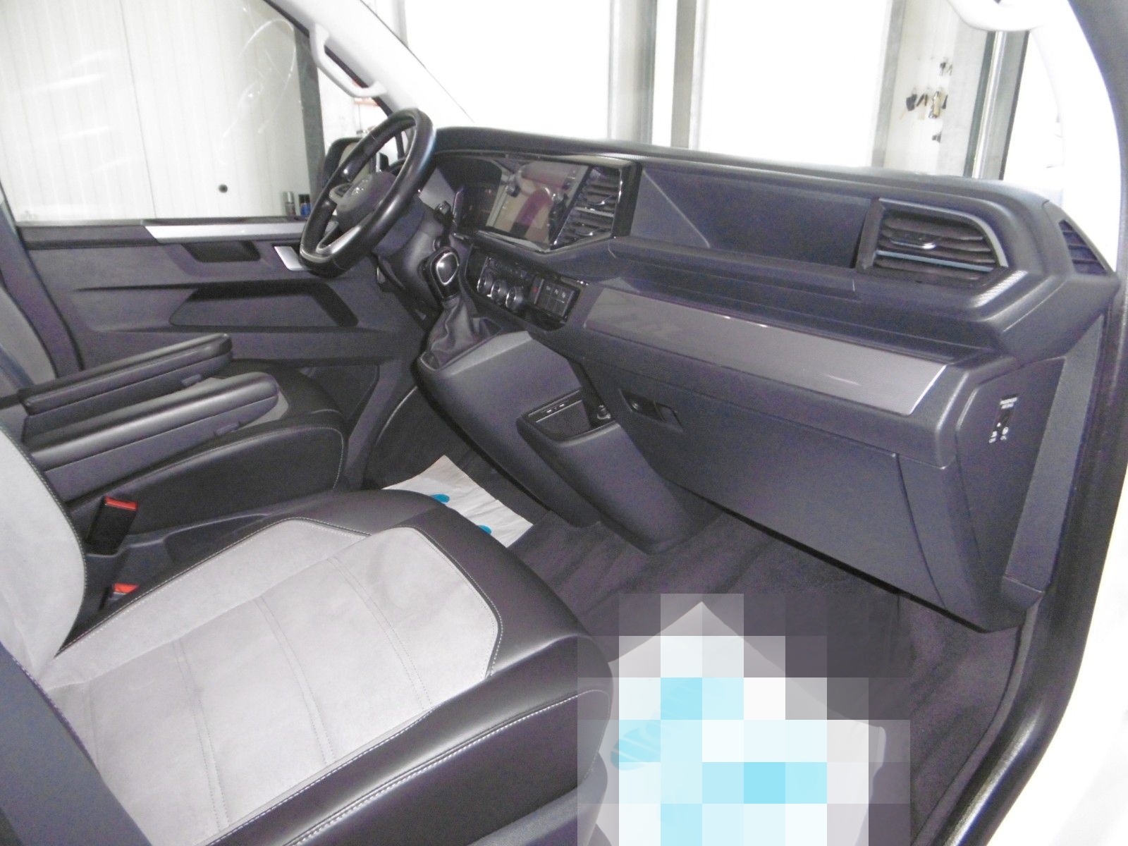 Volkswagen T6.1 Multivan 2.0 TDI ***LED+STDHZG+LEDER+AHK*** foto 12