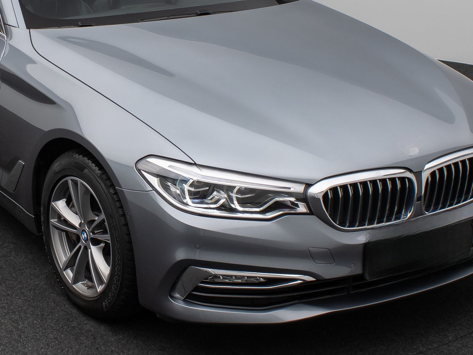BMW 540i xD Luxury Line Kamera HUD HiFi Komfort AHK foto 18