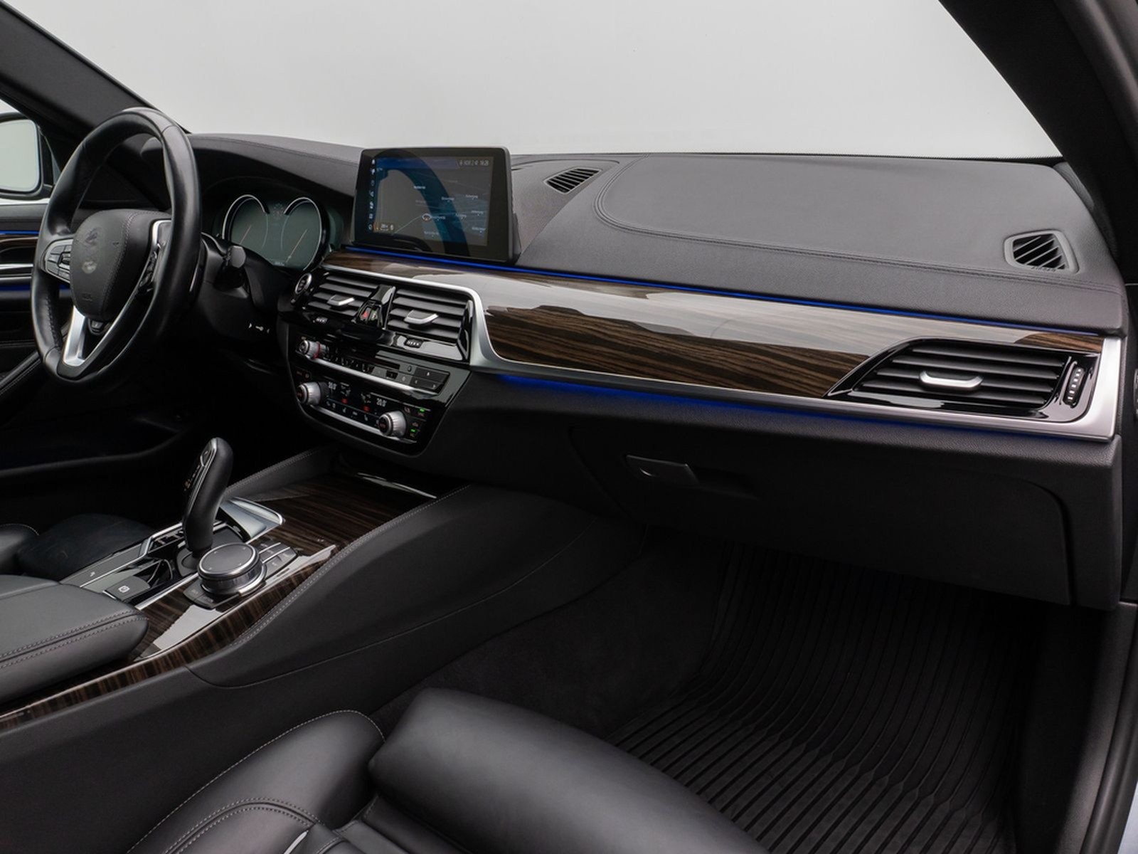 BMW 540i xD Luxury Line Kamera HUD HiFi Komfort AHK foto 24