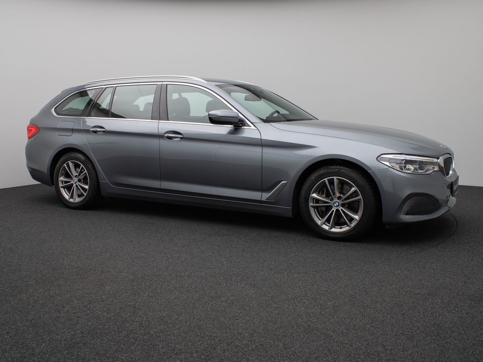 BMW 540i xD Luxury Line Kamera HUD HiFi Komfort AHK foto 4