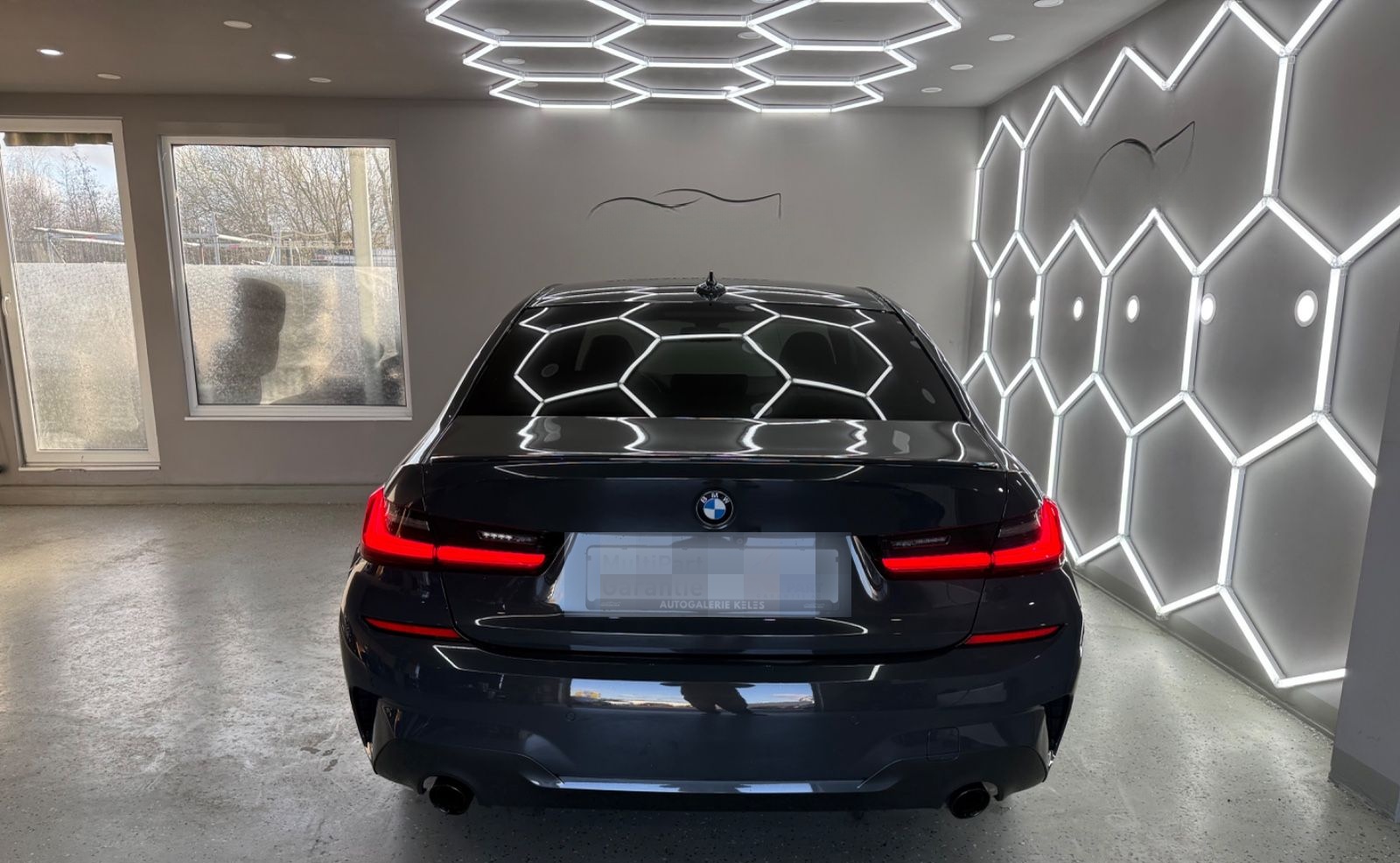 BMW Limousine 330 d M Sport LASER*ACC*HUD*TOTW foto 6