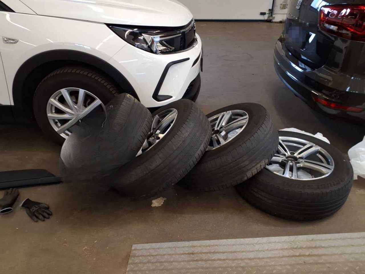 Mercedes-Benz GLC 300 e 4Matic Pano S-Dach ACC BLIS El.Heckkl. foto 13