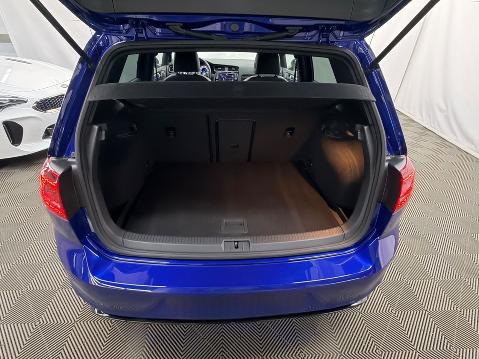 Volkswagen Golf VII Lim.*R*4Motion*NO-OPF*R.KAM*SHZ*PDC*DCC foto 27