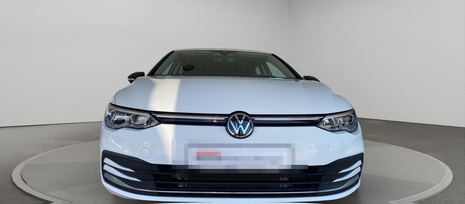 Volkswagen Golf VIII Life (NAVI.SHZ.PDC.ACC.AHK.DAB) 2.0 TD foto 2