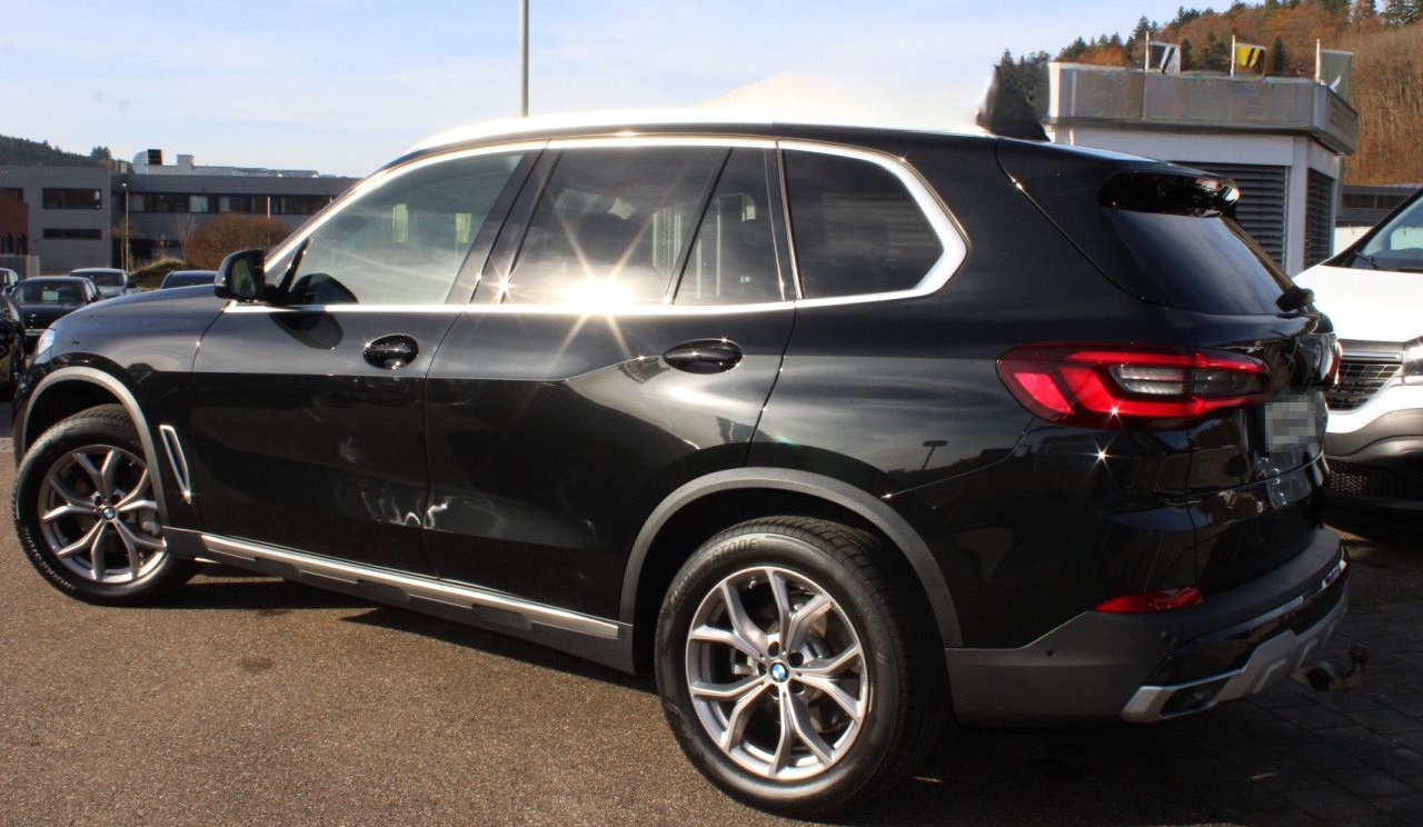 BMW X5 x40d KomfS.HUD PanoD.ACC Laser 2-Achsluft.AHK foto 3