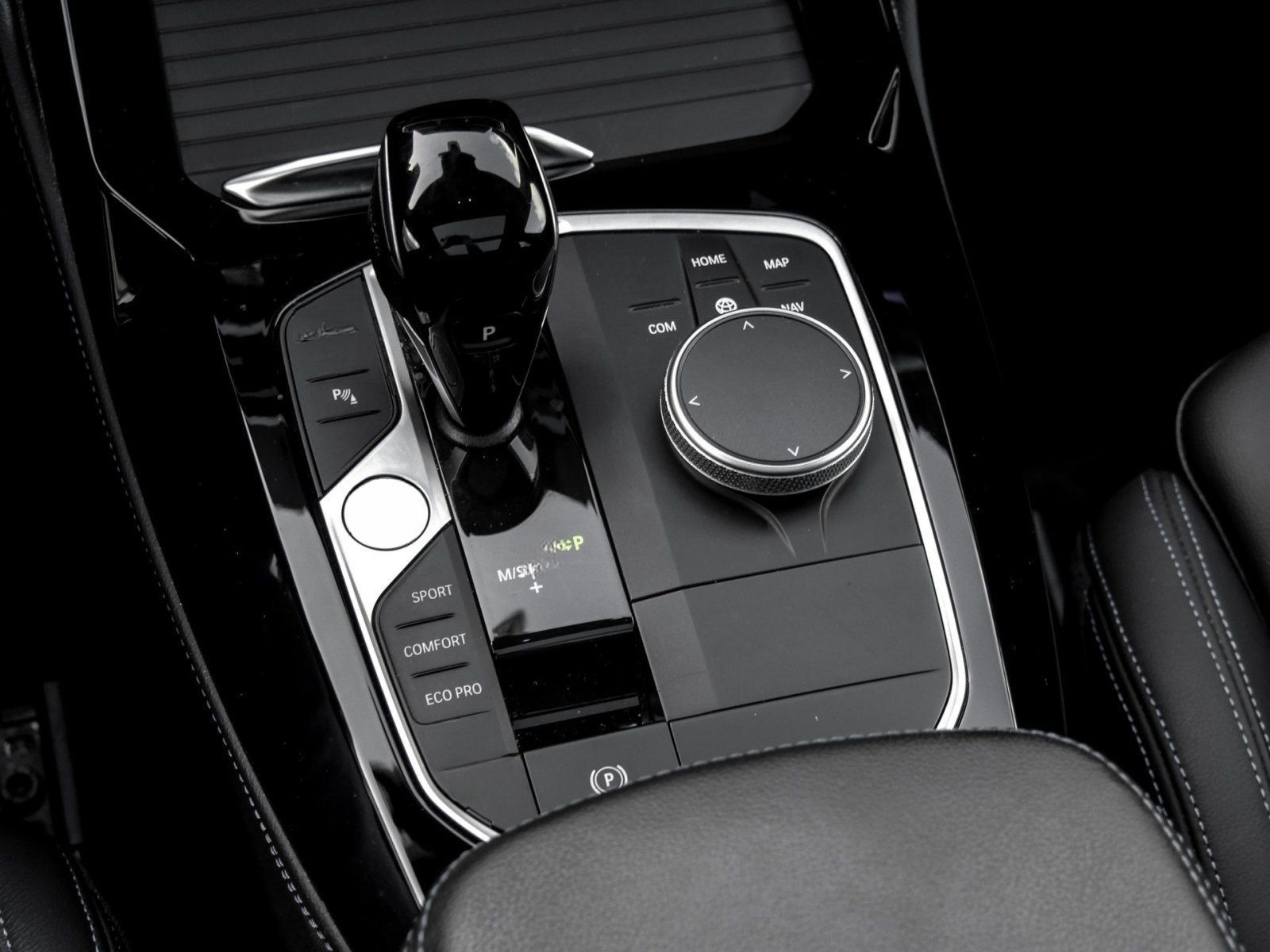 BMW X4 M40d M SPORT+H/K+HuD+AHK+PANO+DA PROF+360° foto 10