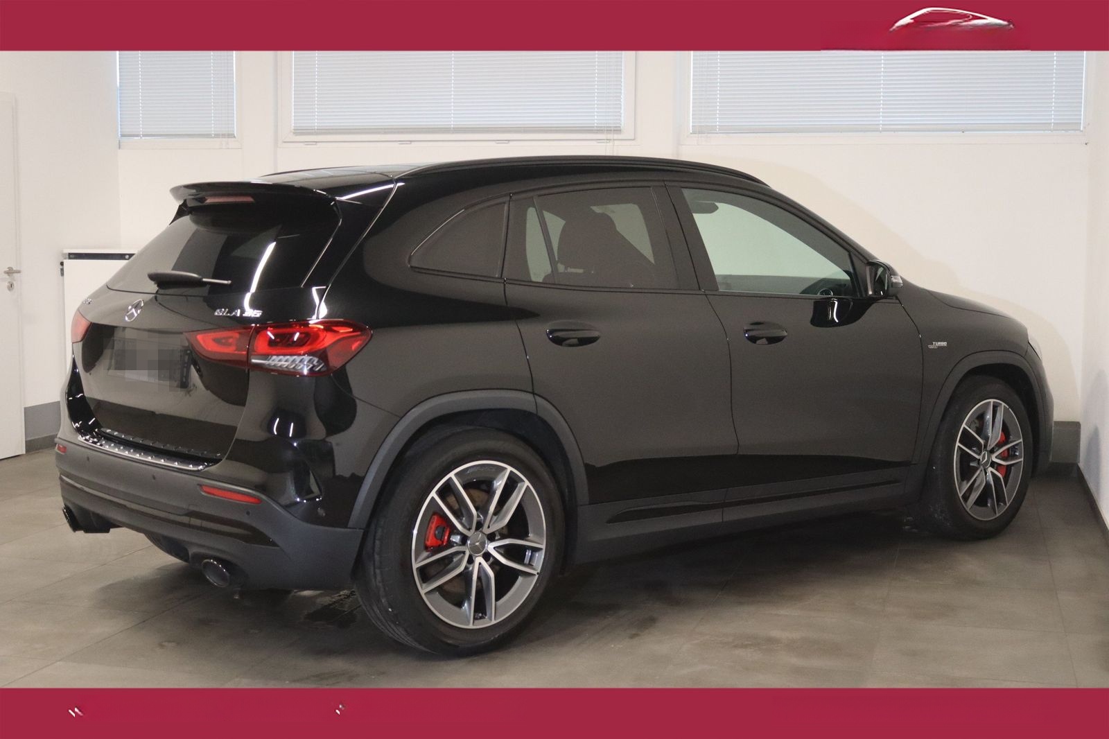 Mercedes-Benz GLA 35 AMG 4Matic-Pano-Fender-Wide-AHK-LED-KESSY foto 2