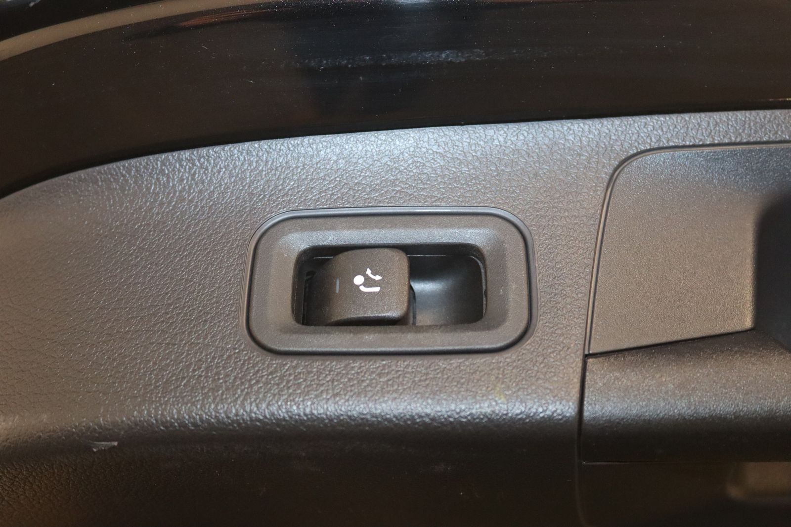 Mercedes-Benz GLA 35 AMG 4Matic-Pano-Fender-Wide-AHK-LED-KESSY foto 9