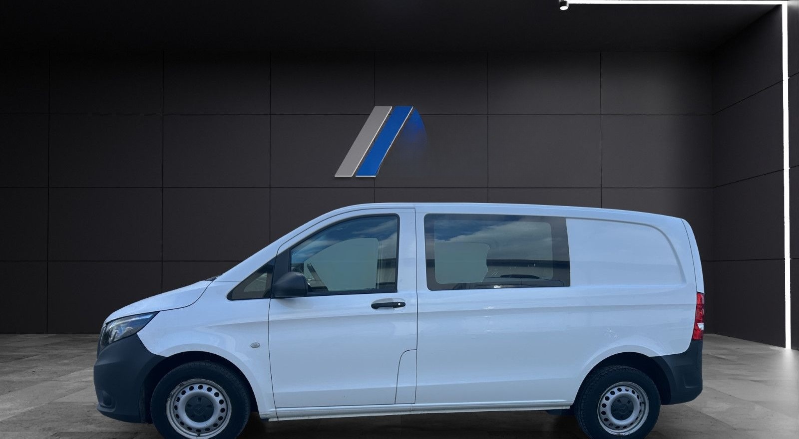 Mercedes-Benz Vito Mixto 111 CDI FWD kompakt, Klima, BT, AHK foto 4
