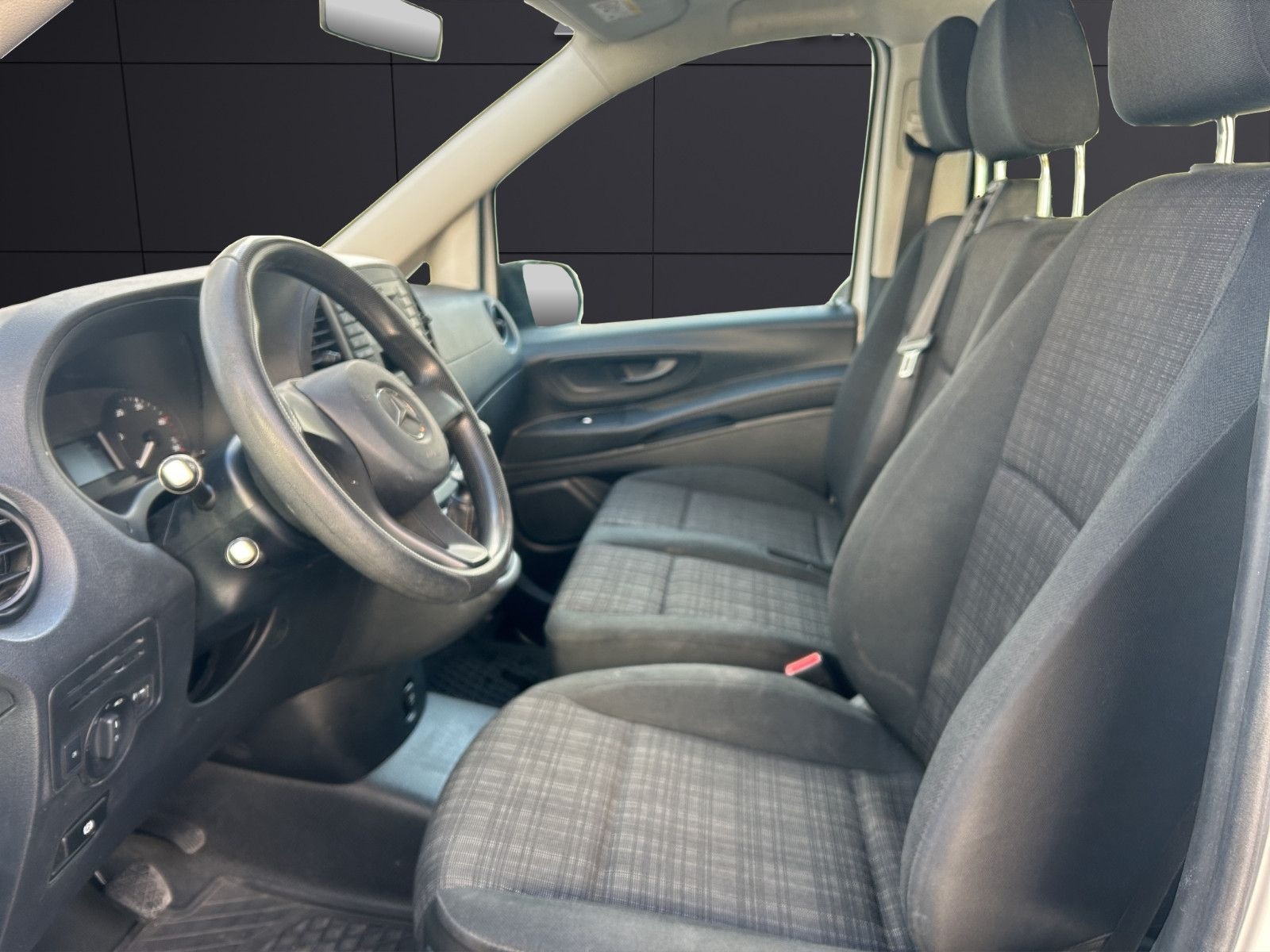 Mercedes-Benz Vito Mixto 111 CDI FWD kompakt, Klima, BT, AHK foto 10
