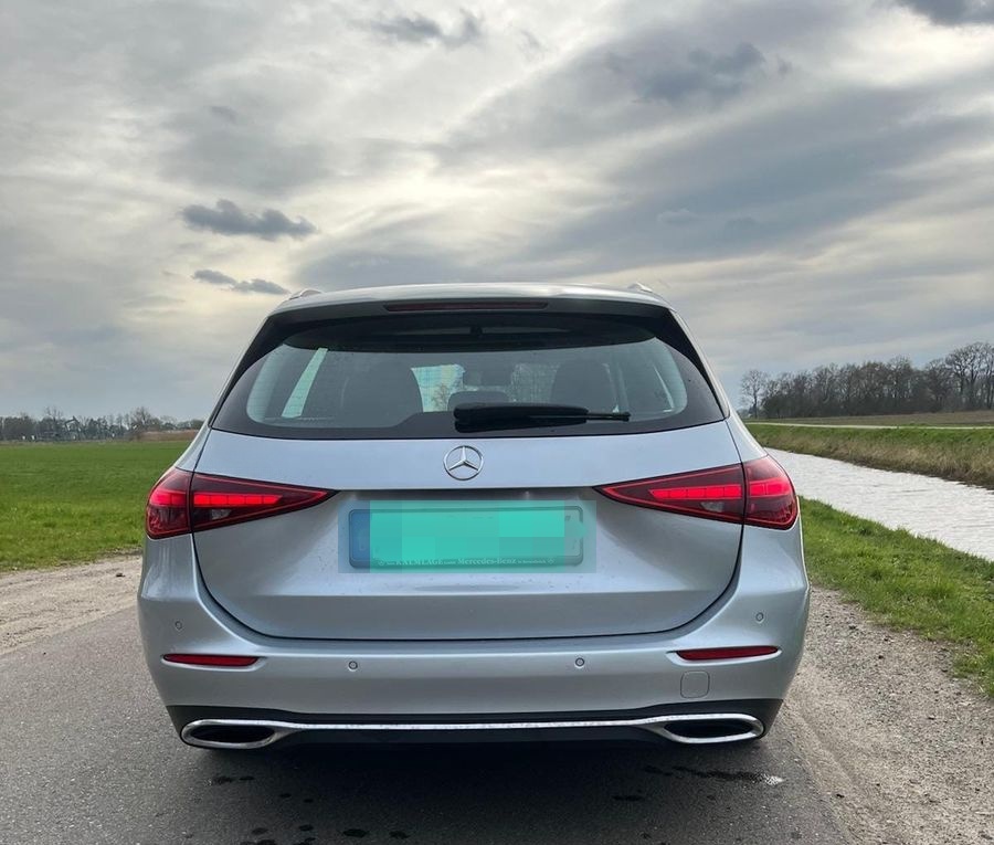 Mercedes-Benz C 220 d T Autom. - Pano., MBUX, AHK foto 4