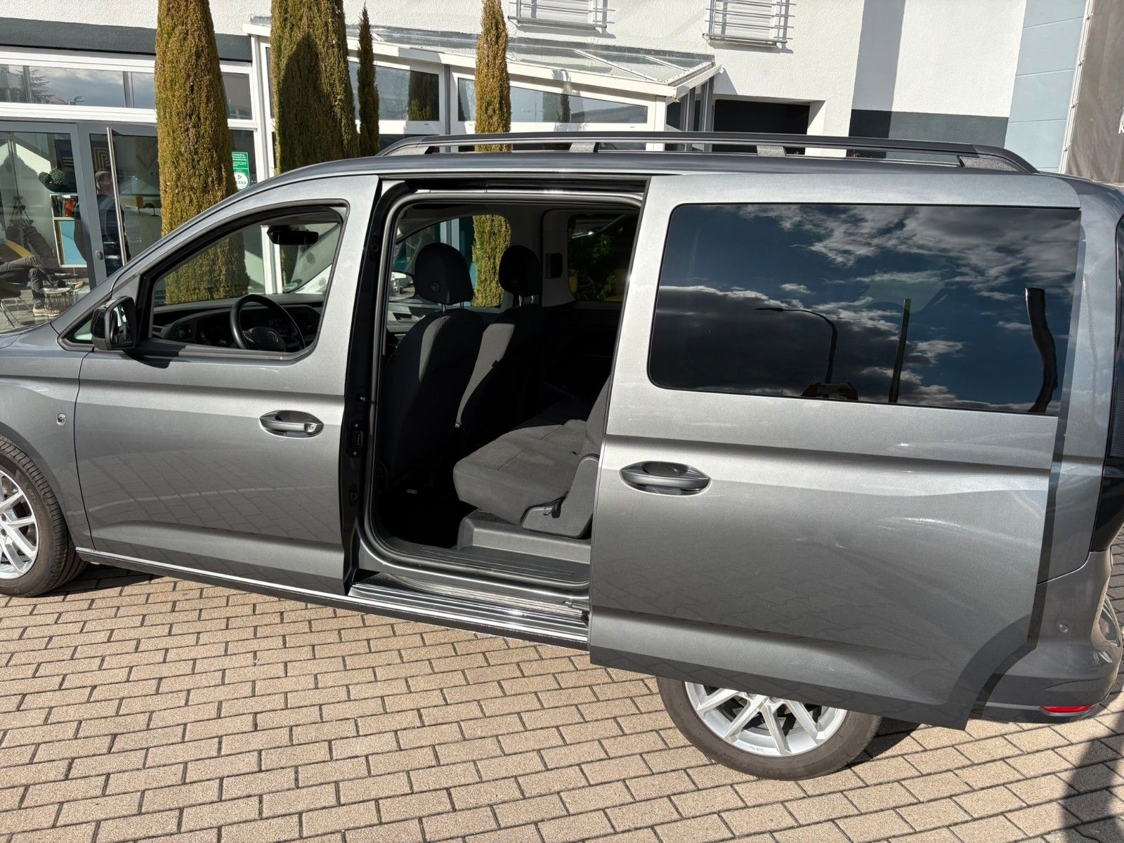 Volkswagen Caddy Basis Maxi 7Sitzer /Auto foto 12