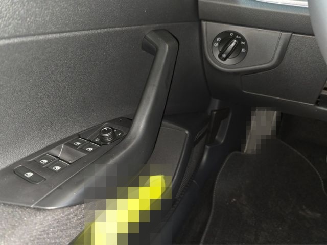 Volkswagen Taigo 1.0 l TSI R-Line+LED-MATRIX+NAVI+AHK+RFK foto 15