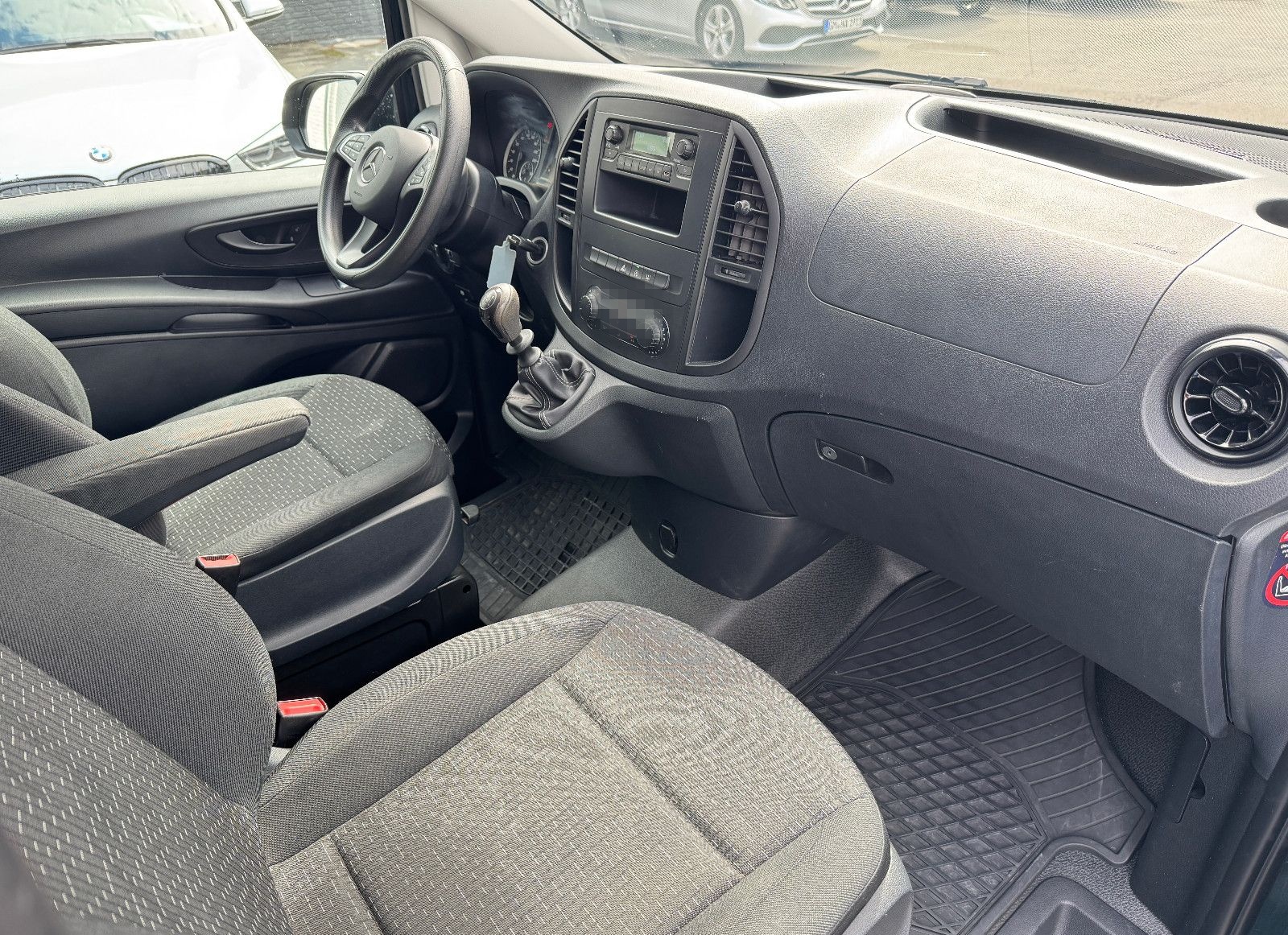 Mercedes-Benz Vito Tourer 114 CDI FWD extralang Klima MFL DAB foto 9