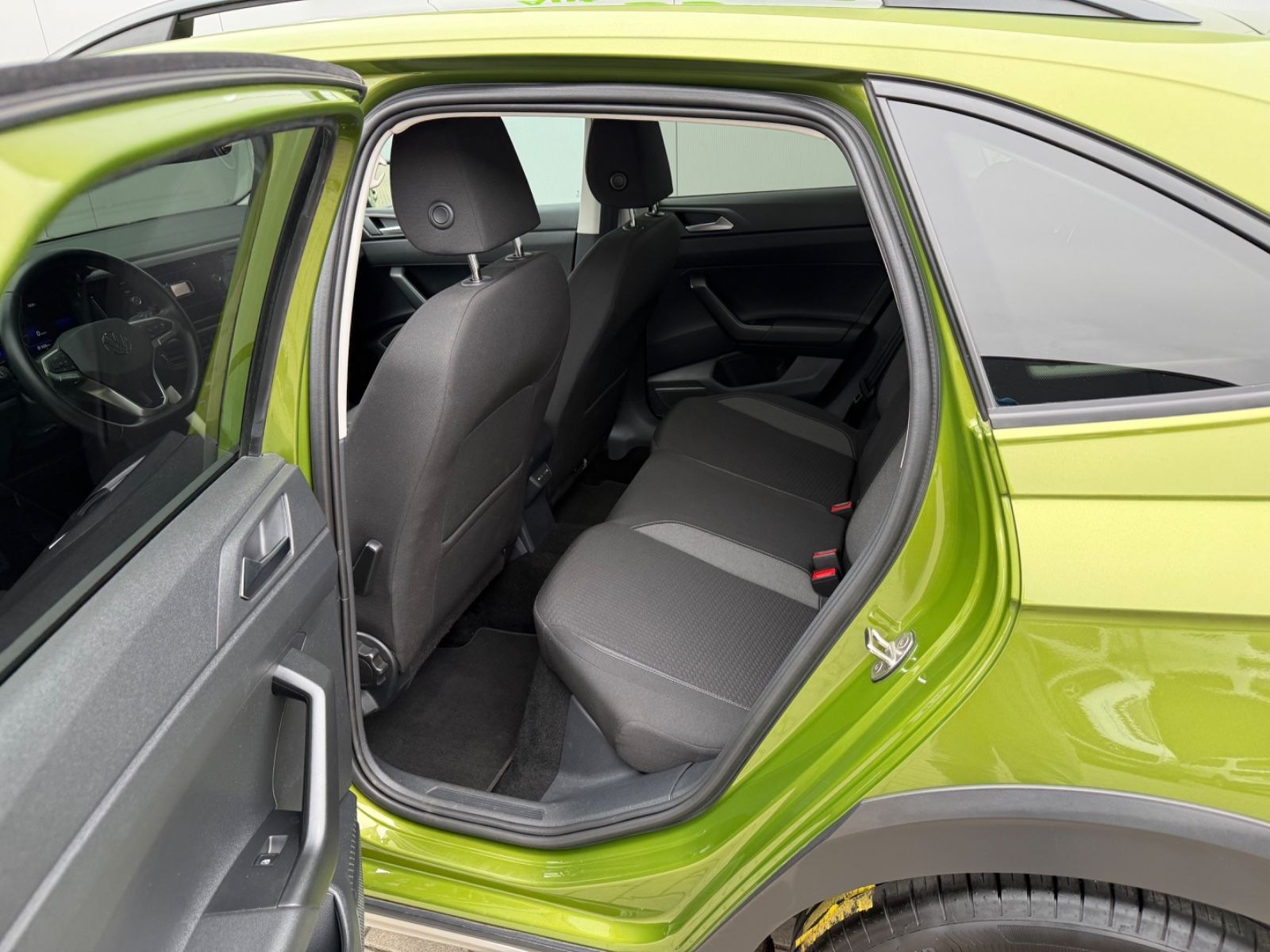 Volkswagen Taigo Life 81KW LED SHZ ACC foto 8