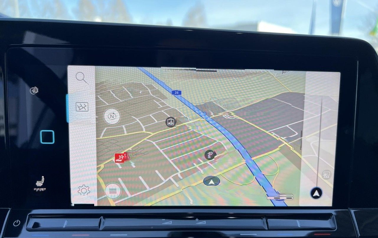 Volkswagen Golf VIII 1,5l eTSI DSG+Std.Hzg+el. Sitz+NAVI+GJ foto 12