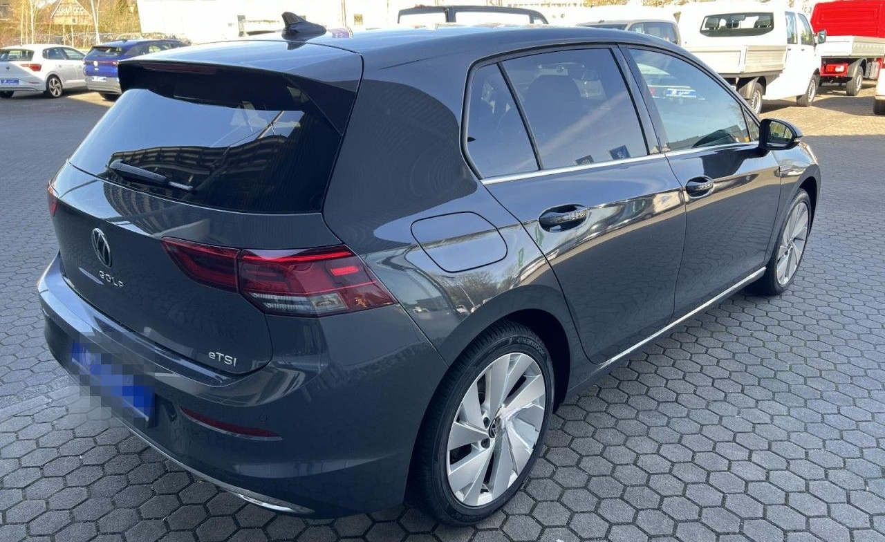 Volkswagen Golf VIII 1,5l eTSI DSG+Std.Hzg+el. Sitz+NAVI+GJ foto 3