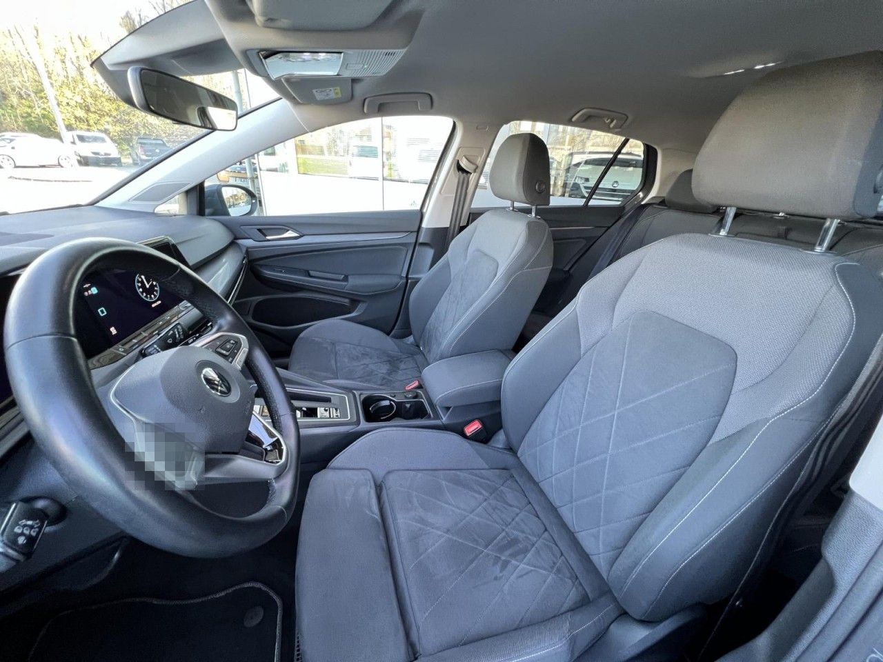 Volkswagen Golf VIII 1,5l eTSI DSG+Std.Hzg+el. Sitz+NAVI+GJ foto 7