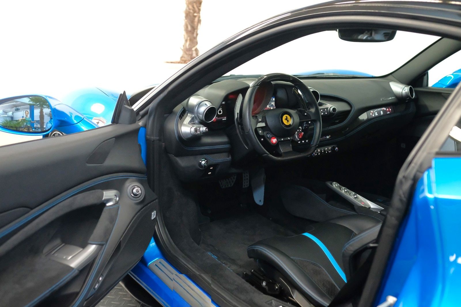 Ferrari F8 Tributo/CARBON/LIFT/RACING SEAT/JBL/PASS.DISP foto 12