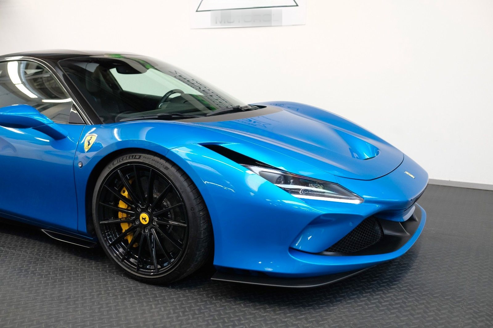 Ferrari F8 Tributo/CARBON/LIFT/RACING SEAT/JBL/PASS.DISP foto 5