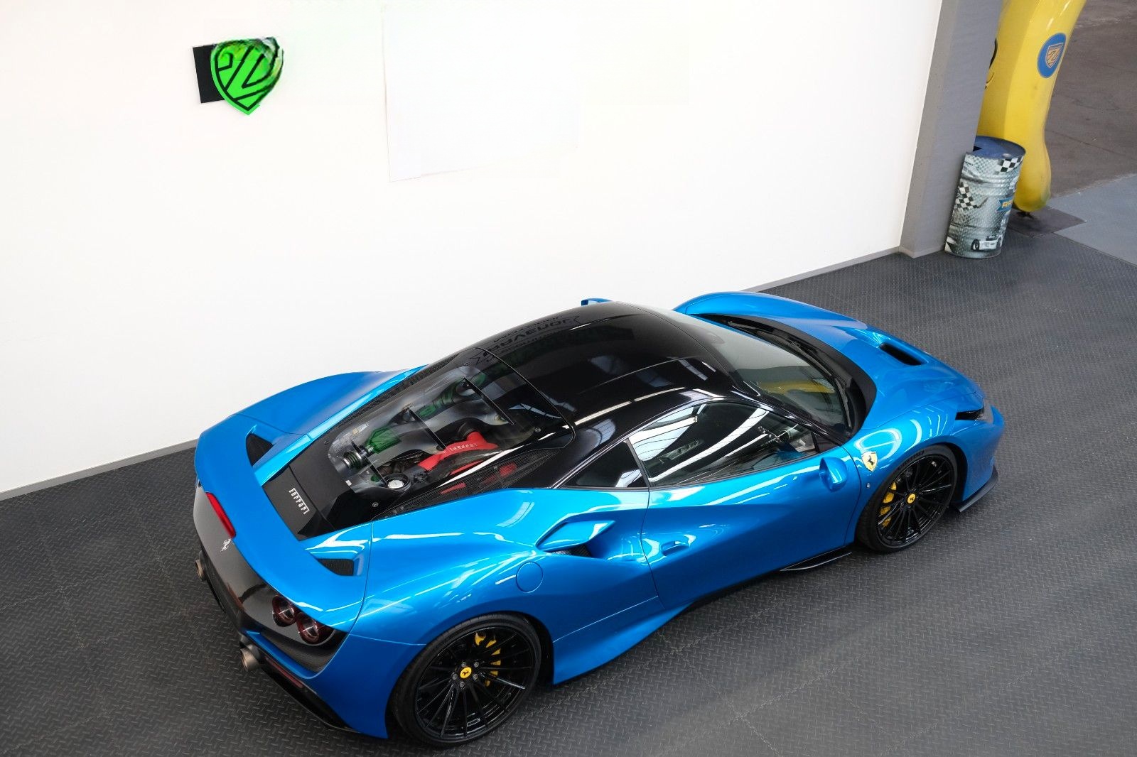 Ferrari F8 Tributo/CARBON/LIFT/RACING SEAT/JBL/PASS.DISP foto 6