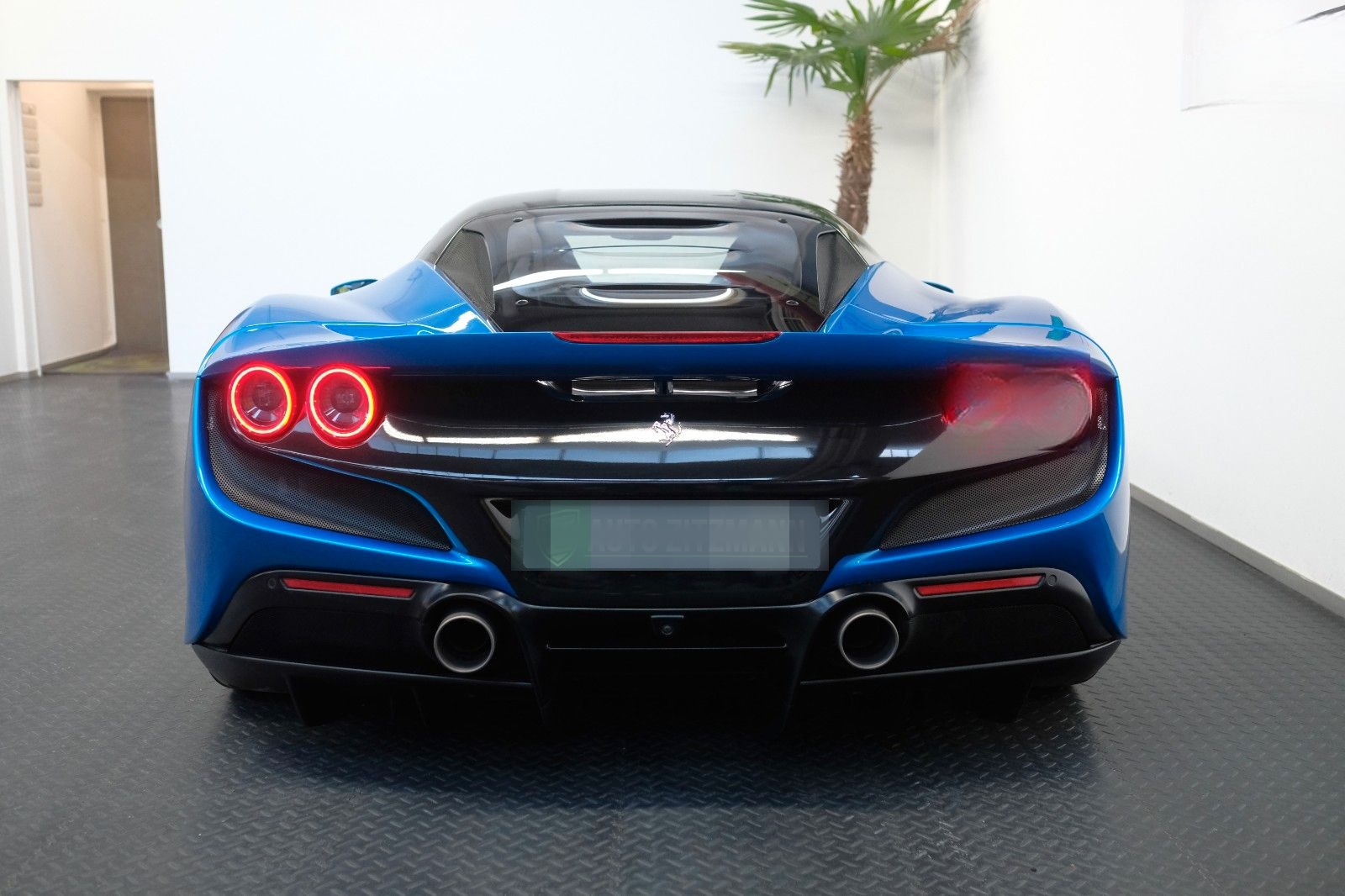 Ferrari F8 Tributo/CARBON/LIFT/RACING SEAT/JBL/PASS.DISP foto 7