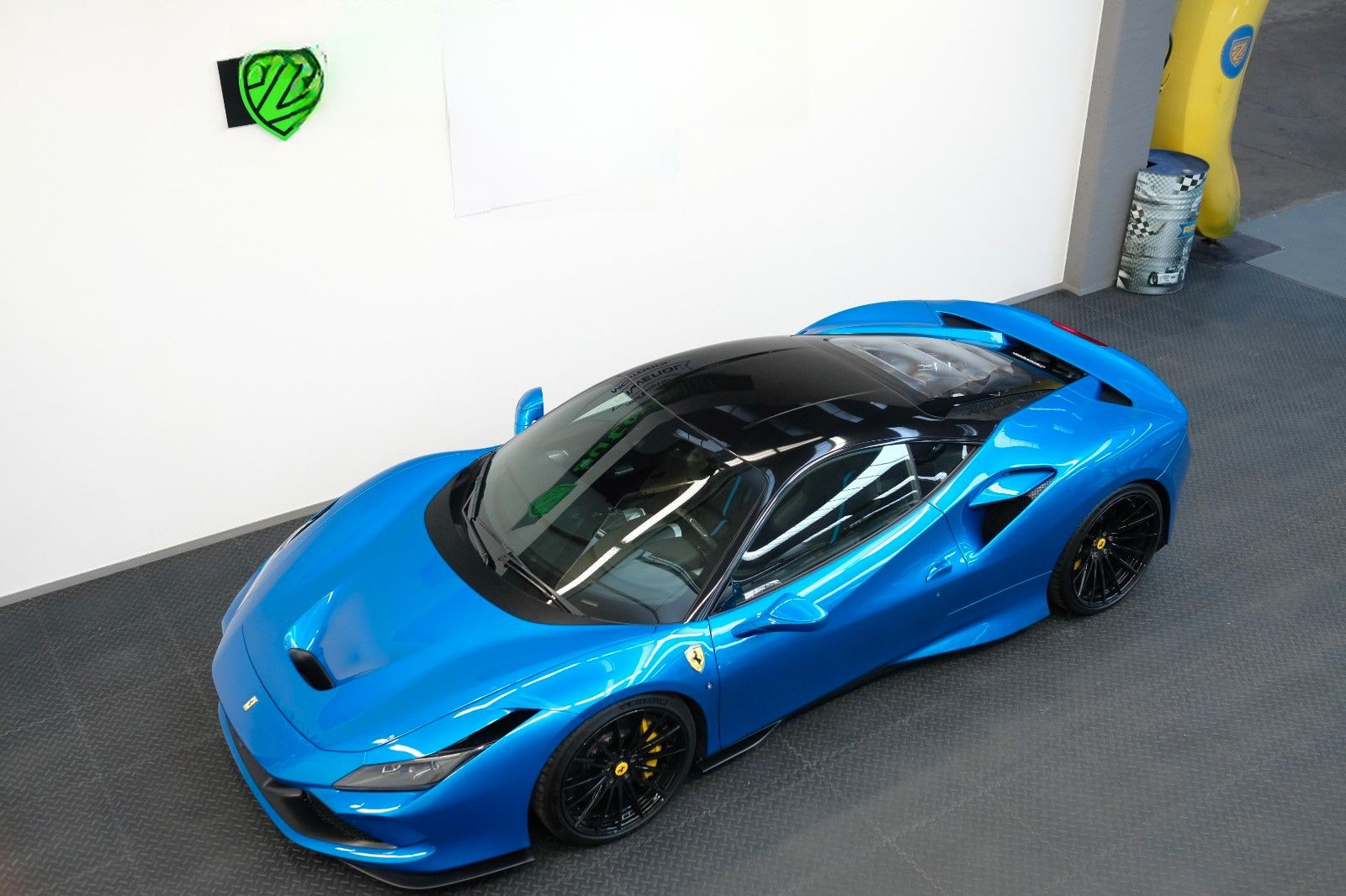 Ferrari F8 Tributo/CARBON/LIFT/RACING SEAT/JBL/PASS.DISP foto 10