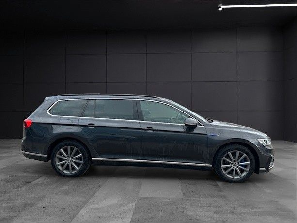 Volkswagen Passat Variant GTE/AHK/Voll LED/HUD/KeylGO/Kamer foto 9