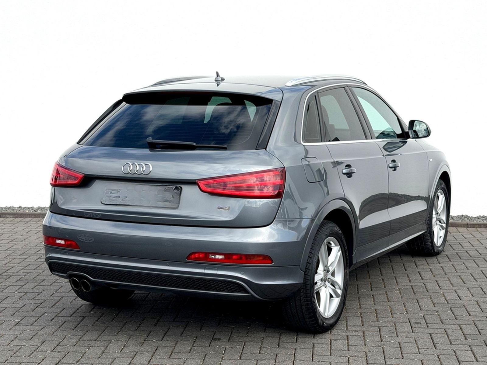 Audi Q3 2.0 TDI S line Sport Plus Paket /1.HAND/ foto 4