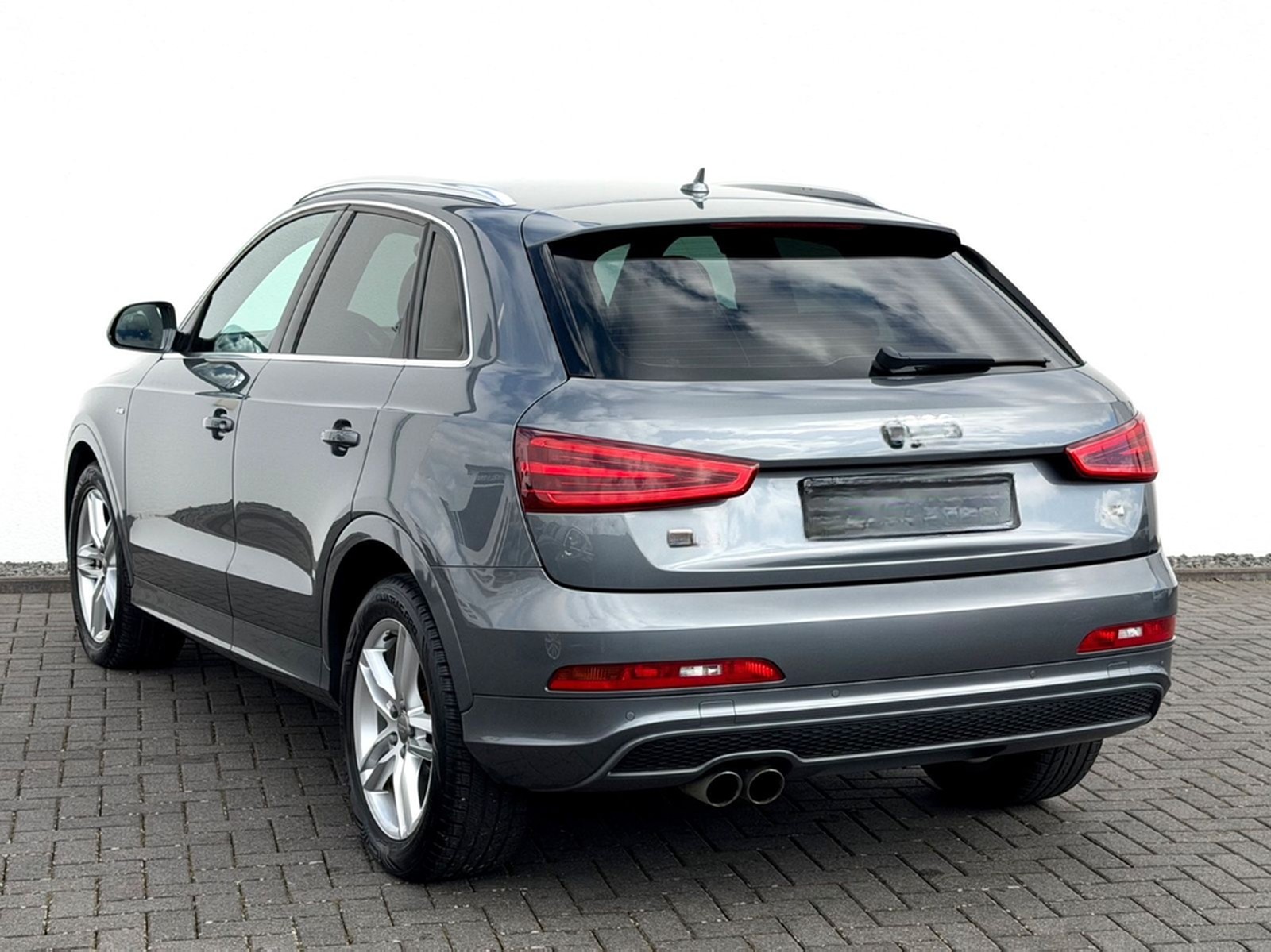 Audi Q3 2.0 TDI S line Sport Plus Paket /1.HAND/ foto 6