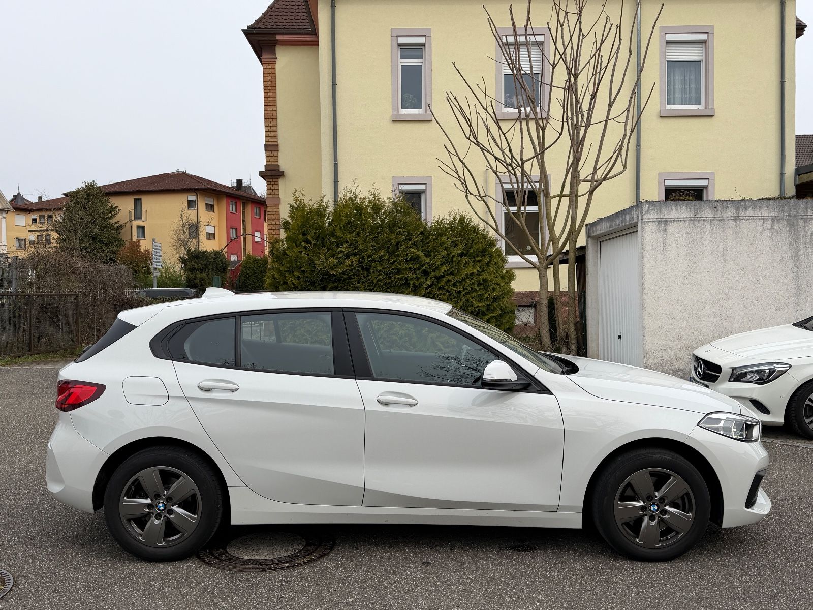 BMW 116 d Advantage TÜV NEU/GARANTIE/LED/NAVI/SPUR/ foto 6