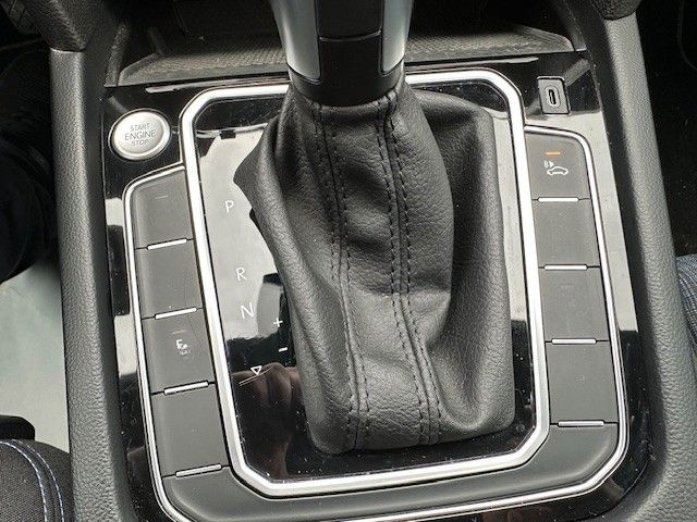 Volkswagen Passat Variant GTE/AHK/Voll LED/HUD/KeylGO/Kamer foto 20