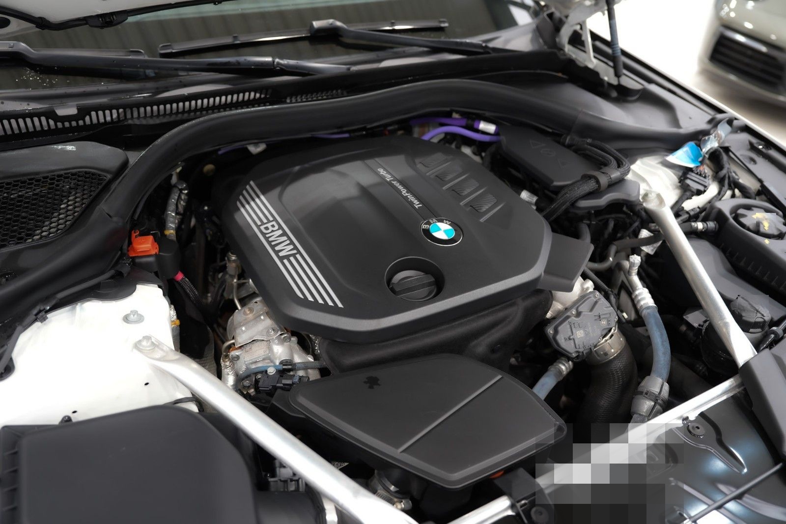 BMW 520 d M Sport*LEDER*NAVI*LUFTFEDERUNG*LED*1.HAND foto 24