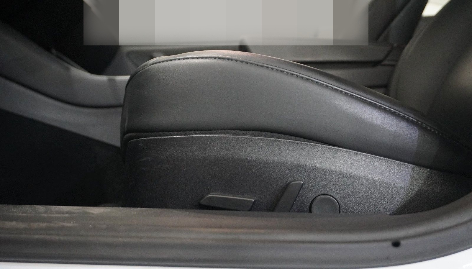 Tesla Model 3 Standard Range Plus NAVI/KAMERA/SH/PANO foto 13