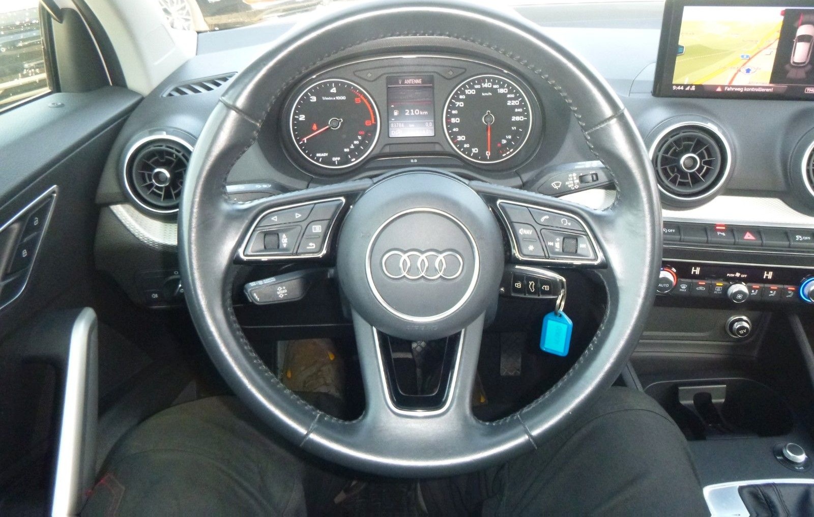 Audi Q2 30 TDI  >AUT/AHK /NAVI/TEMP/Einparkhilfe< foto 19