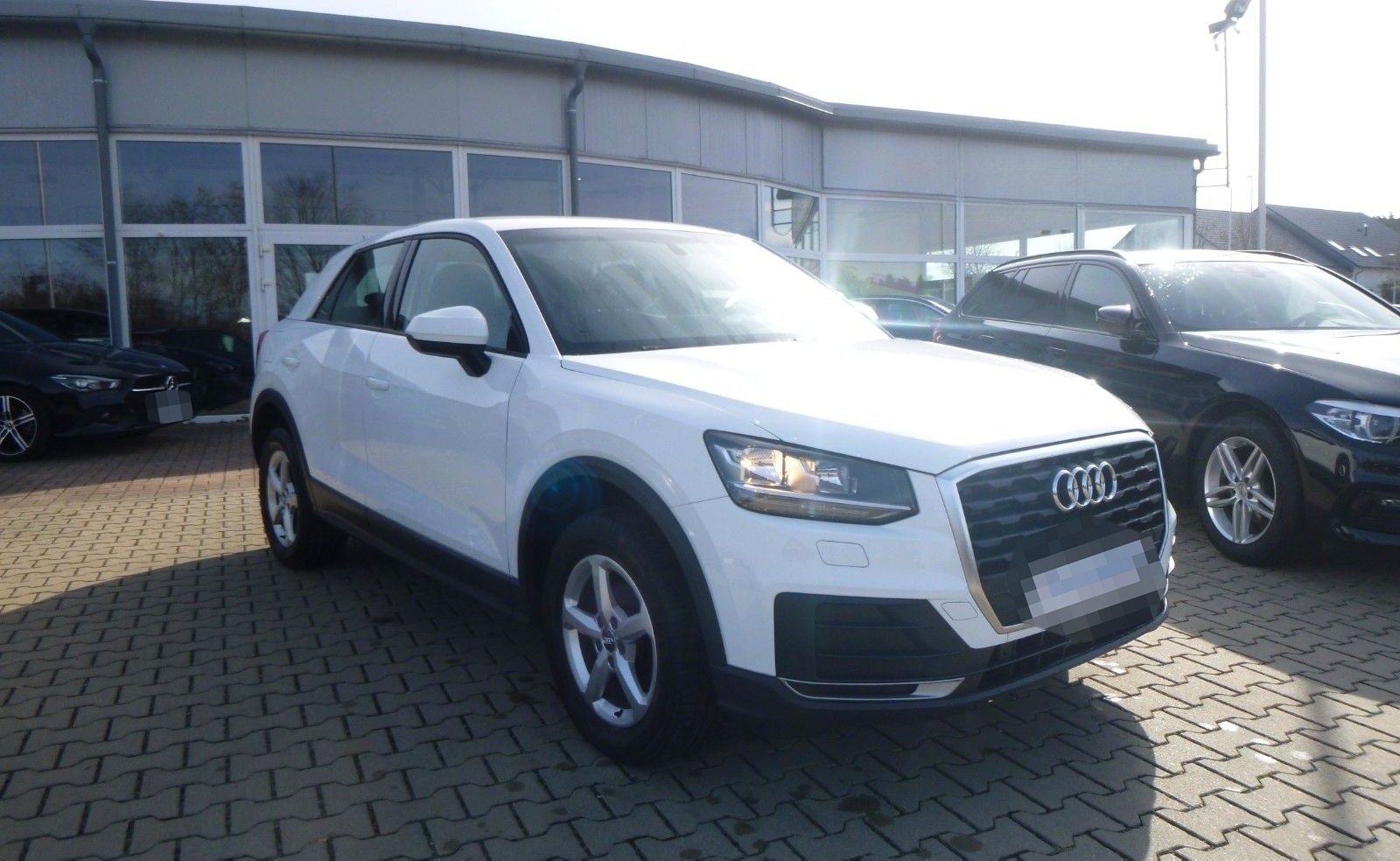 Audi Q2 30 TDI  >AUT/AHK /NAVI/TEMP/Einparkhilfe< foto 5