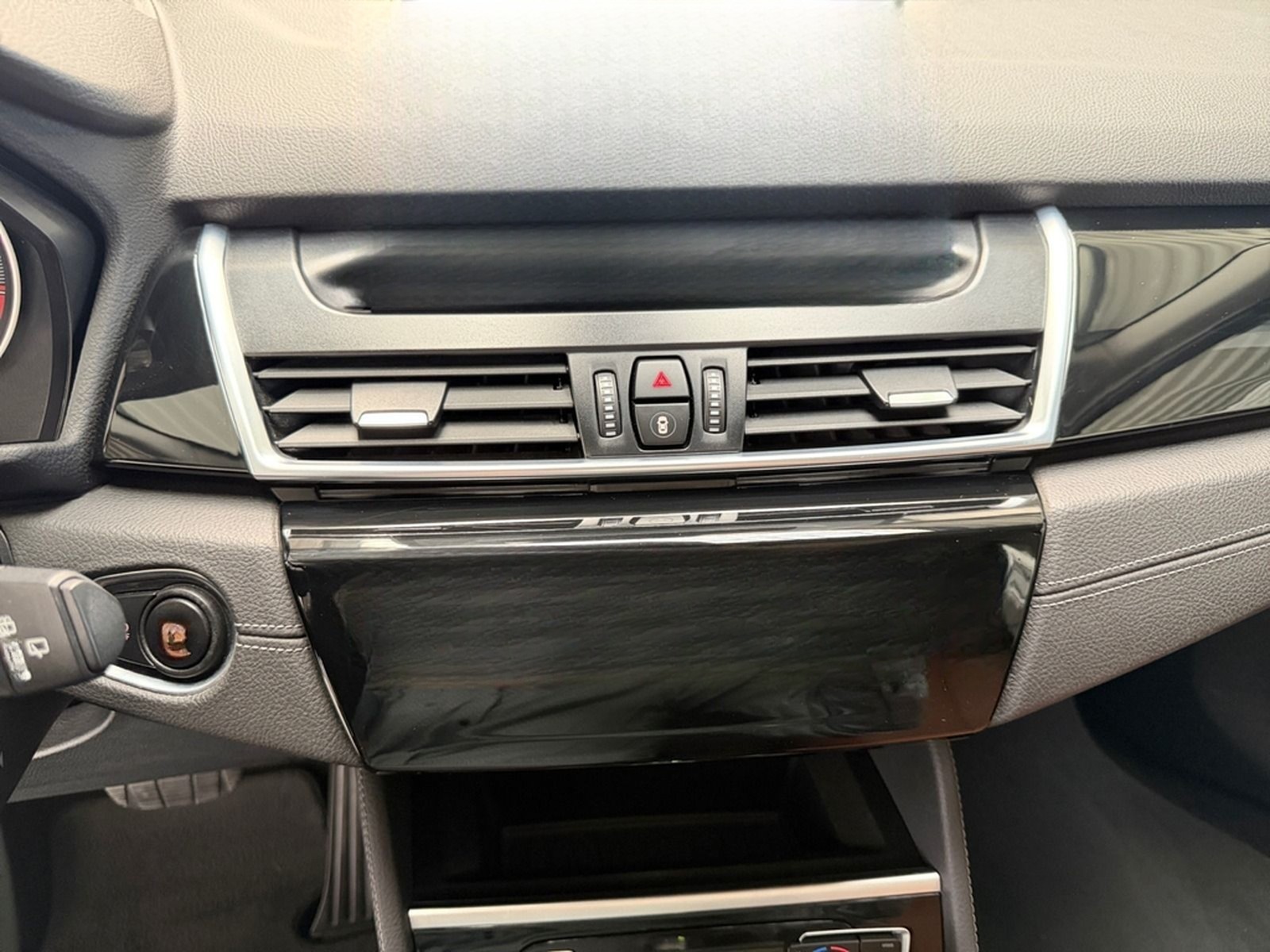 BMW 220 GRAN TOURER LUXURY XD AUTOMAT+LEDER+NAV+PANO foto 11
