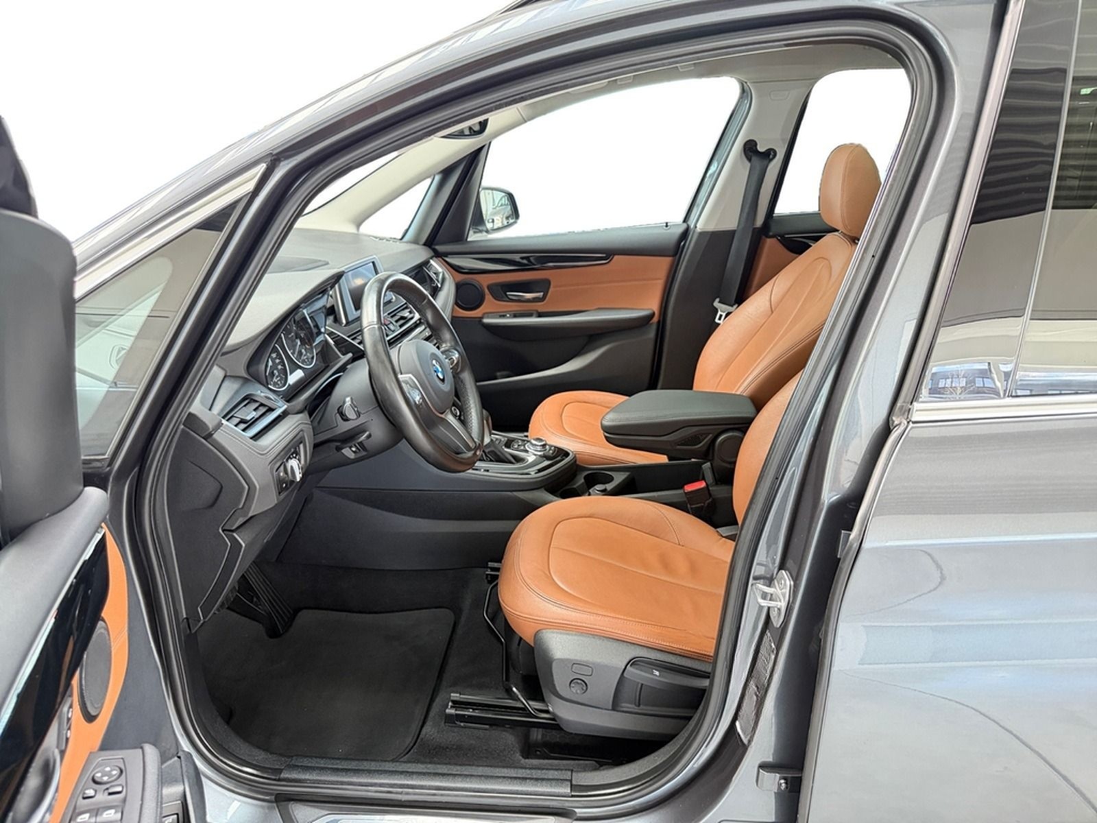 BMW 220 GRAN TOURER LUXURY XD AUTOMAT+LEDER+NAV+PANO foto 13
