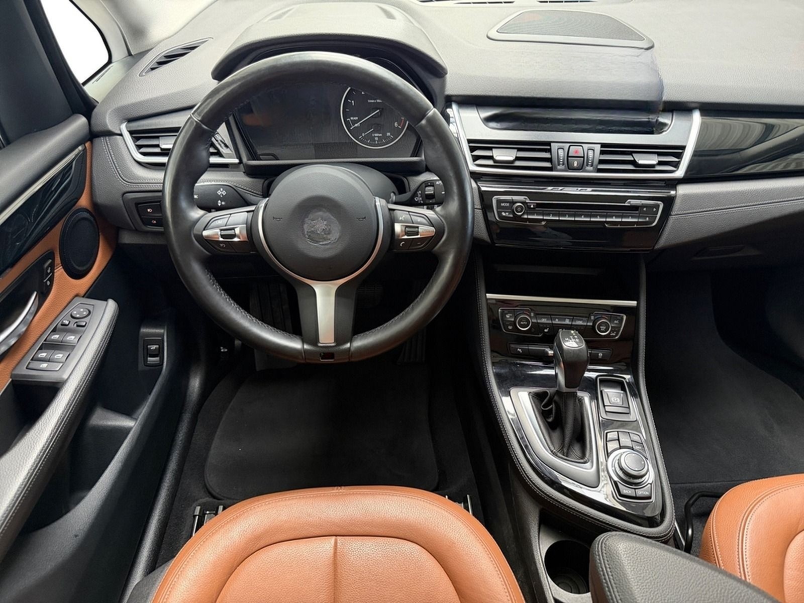 BMW 220 GRAN TOURER LUXURY XD AUTOMAT+LEDER+NAV+PANO foto 6