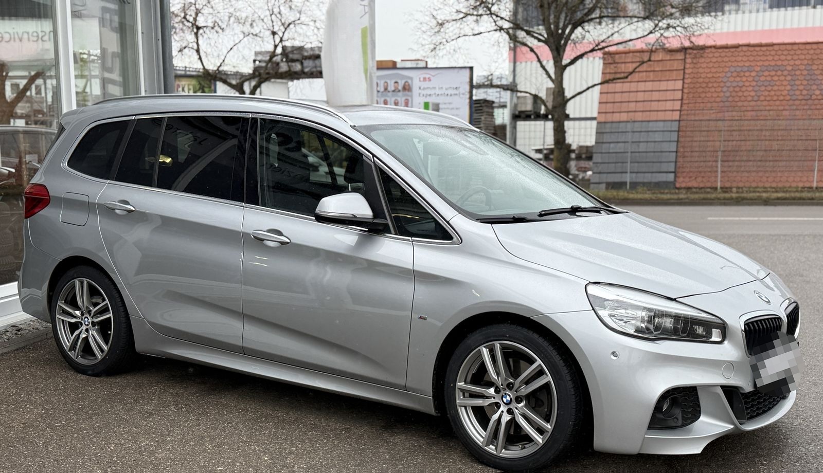 BMW 220 Gran Tourer  d M Sport AHK Navi BT Pano LED  foto 6