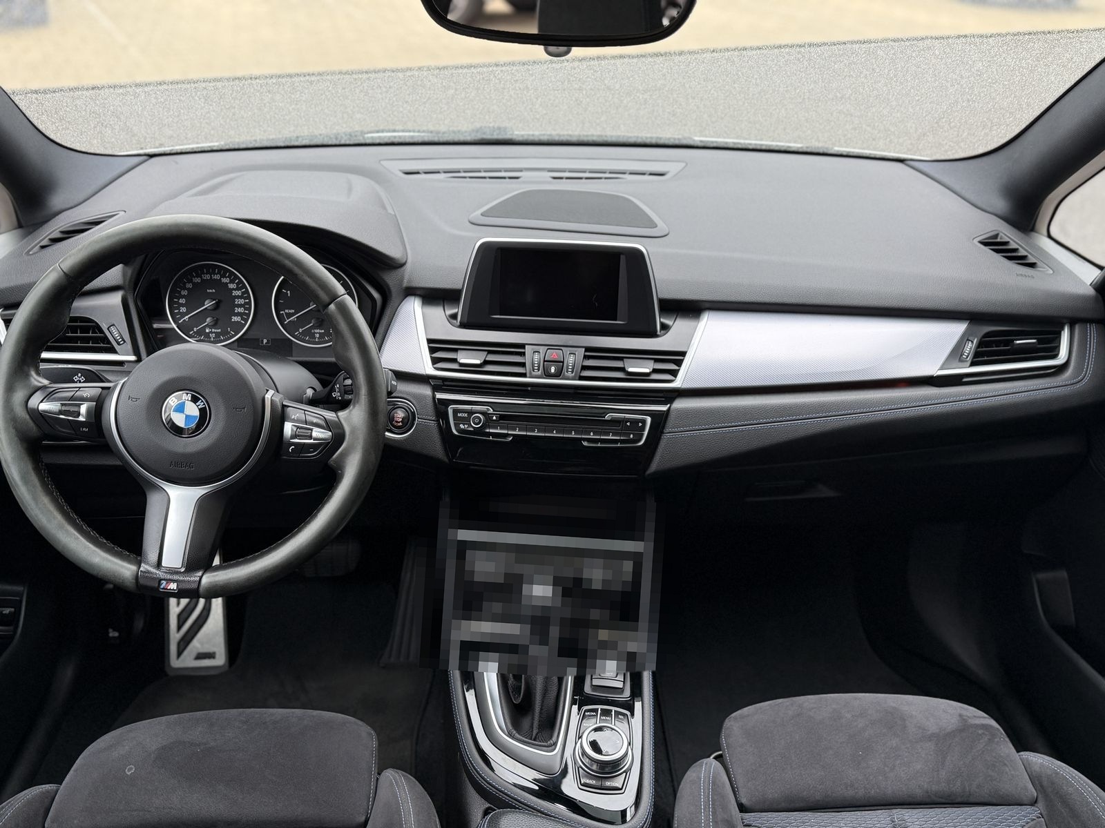BMW 220 Gran Tourer  d M Sport AHK Navi BT Pano LED  foto 10